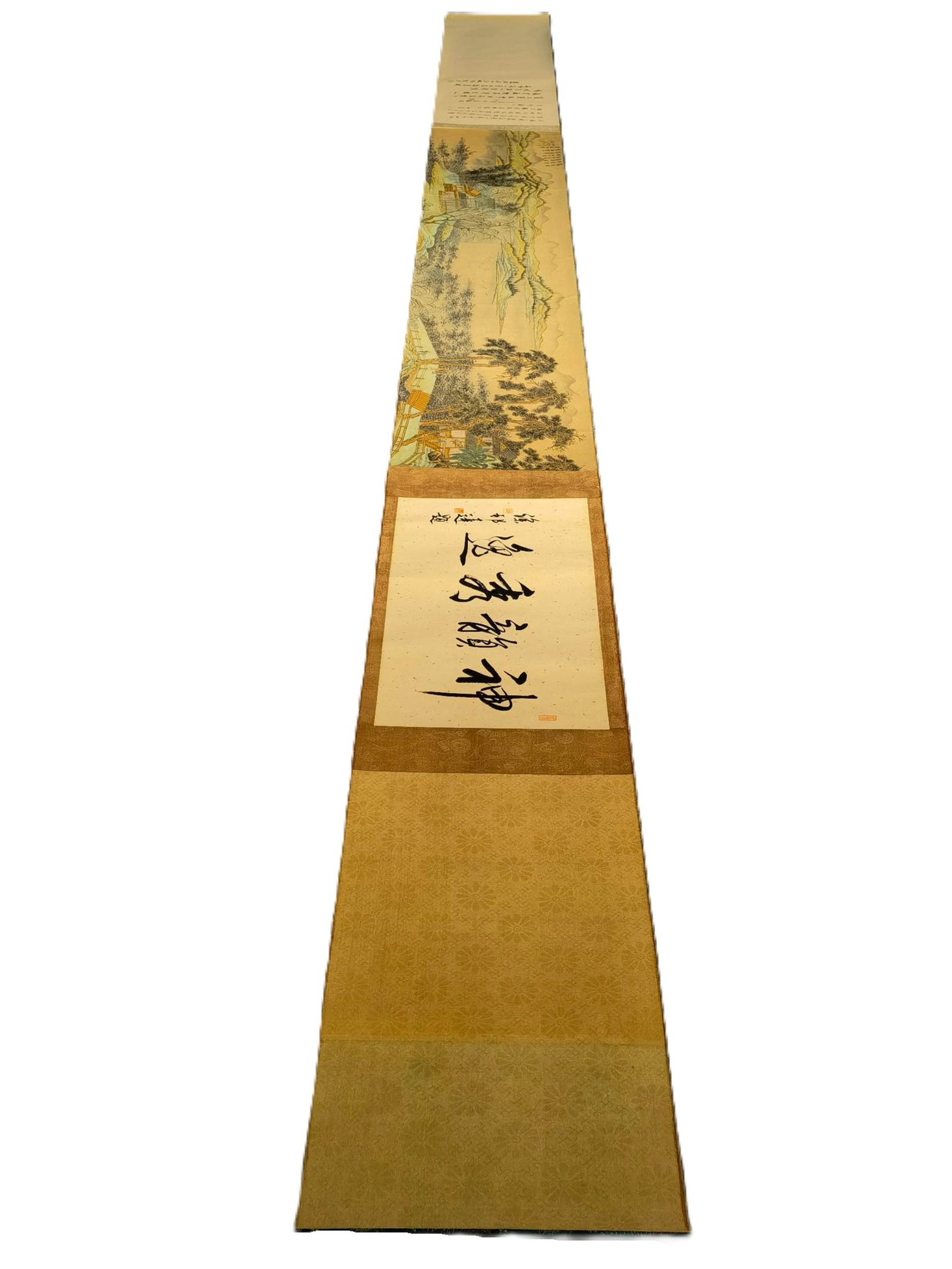 A Chinese Hand Scroll Ink Painting of Landscape on Paper: A Chinese Hand Scroll Ink Painting of Landscape on Paper,Huang Shanshou,Size:(overall length)177.2inx13.8in,(Without frame)120.1inx13.8in 一幅中国水墨山૒