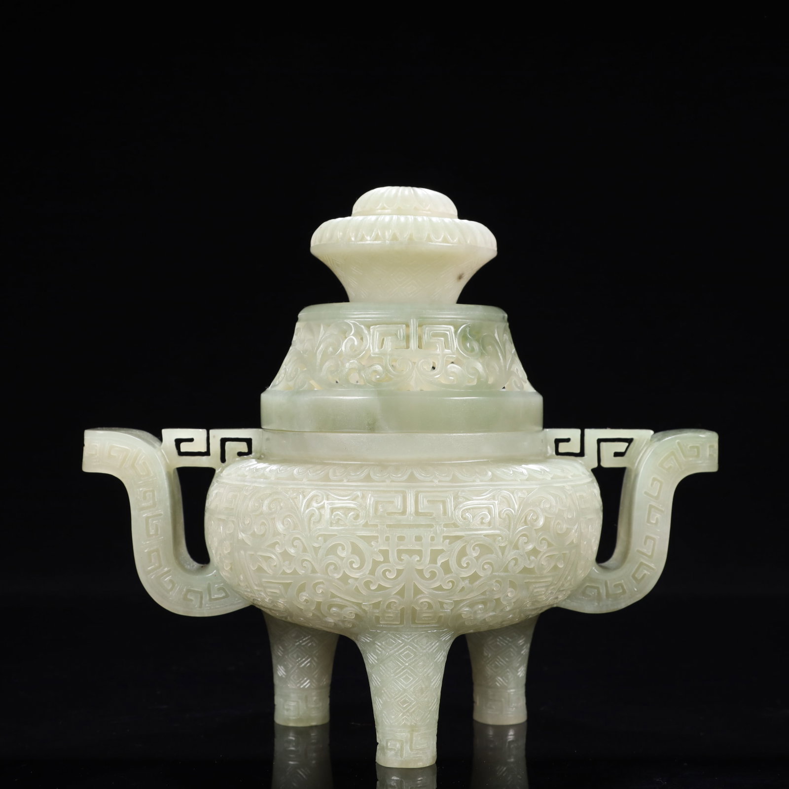 An Exquisite Greenish Jade Flower Pattern Double-Ears and Tripod Censer: An Exquisite Greenish Jade Flower Pattern Double-Ears and Tripod Censer,Qing Dynasty, China,Size:8.7inx5.5inx7.1in,Weight:1400g 青白玉花卉纹双耳三