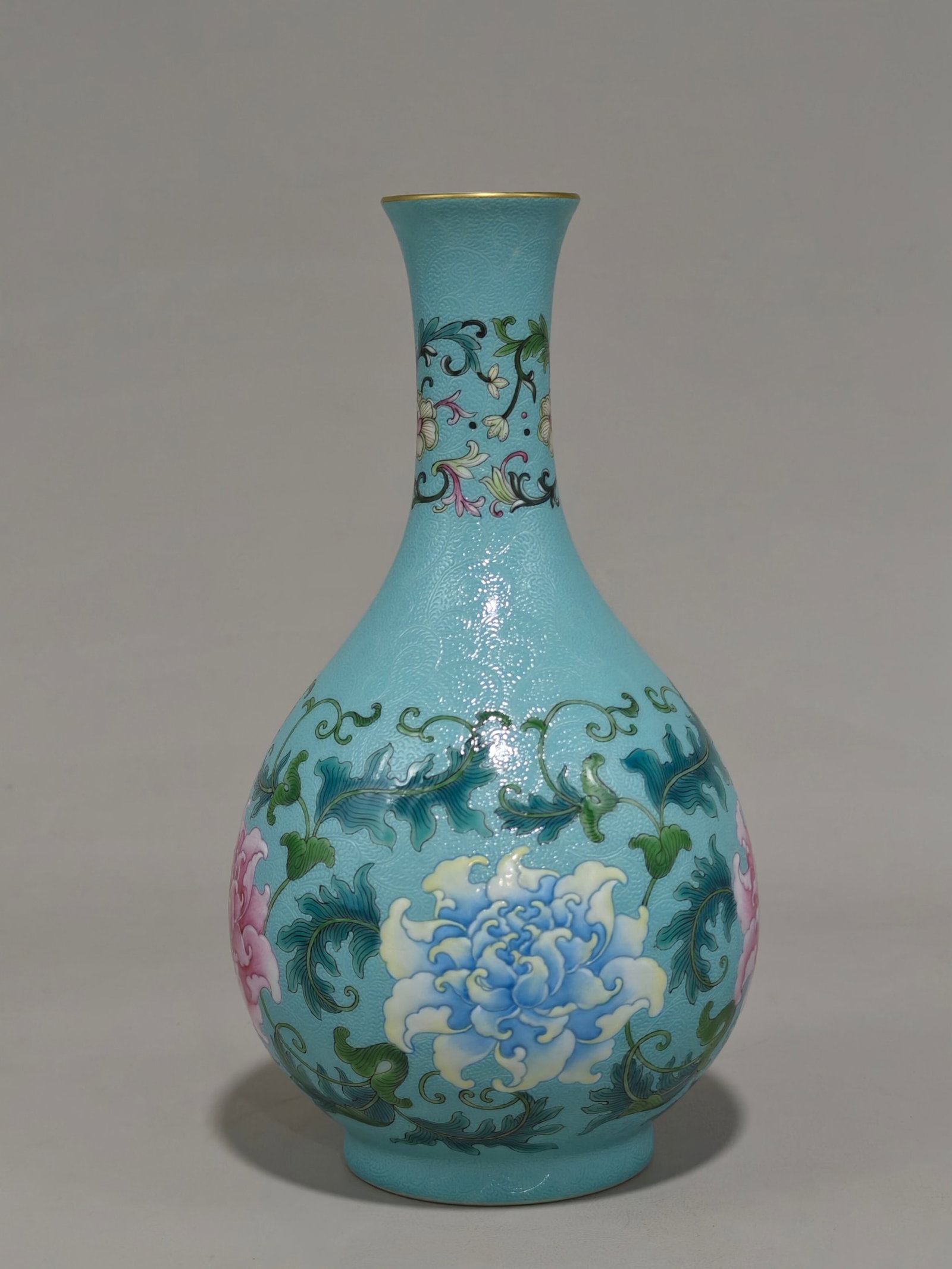 An Exquisite Enamel Lotus Pattern Vase (1 of 7)