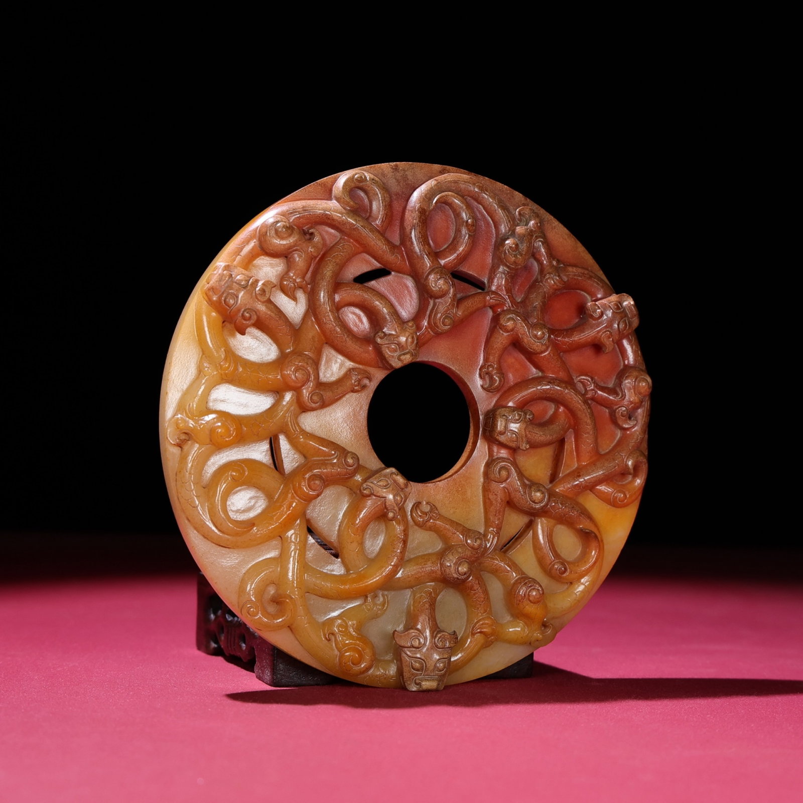 An Exquisite White Jade Chi-Dragon Pattern Pendant - 2