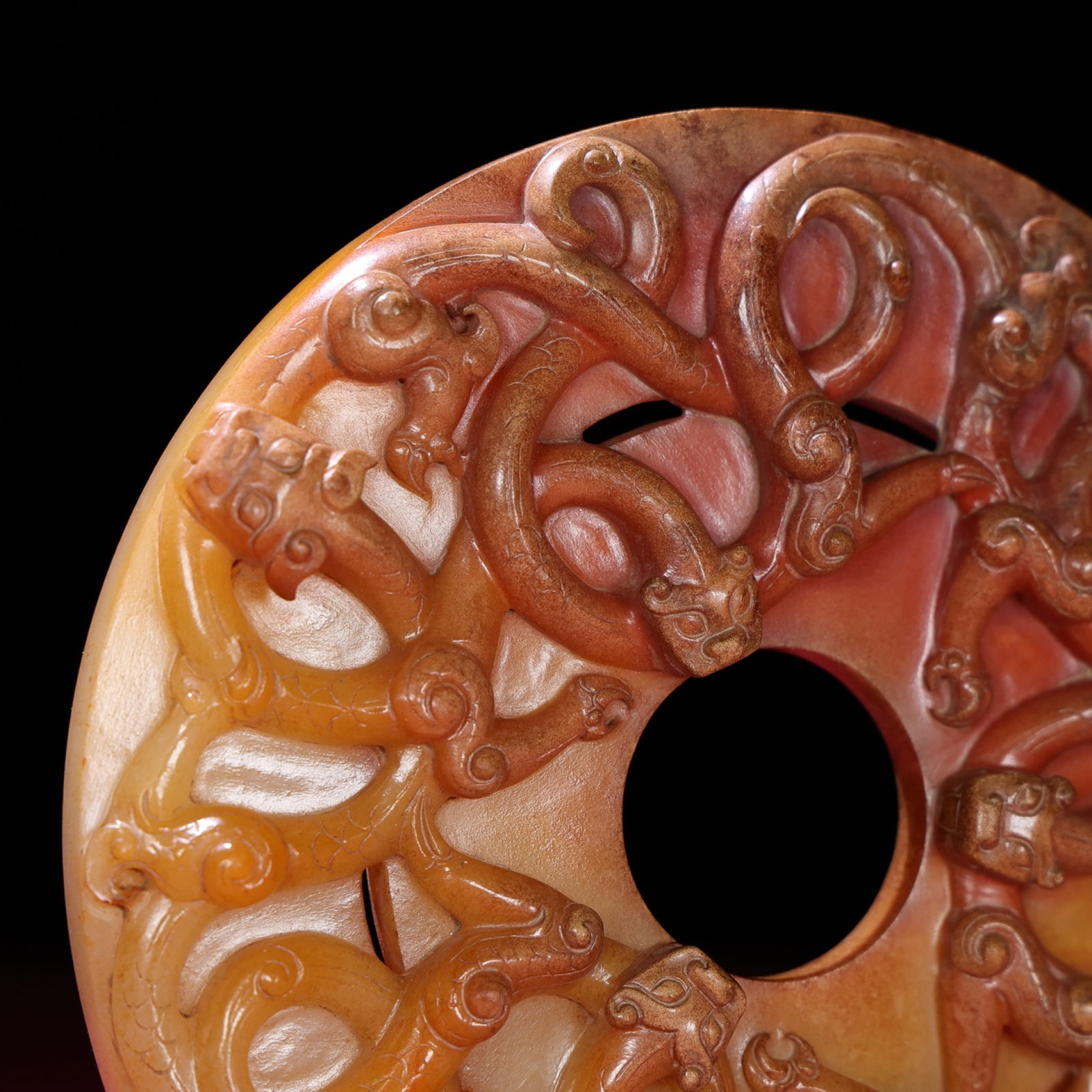 An Exquisite White Jade Chi-Dragon Pattern Pendant - 3