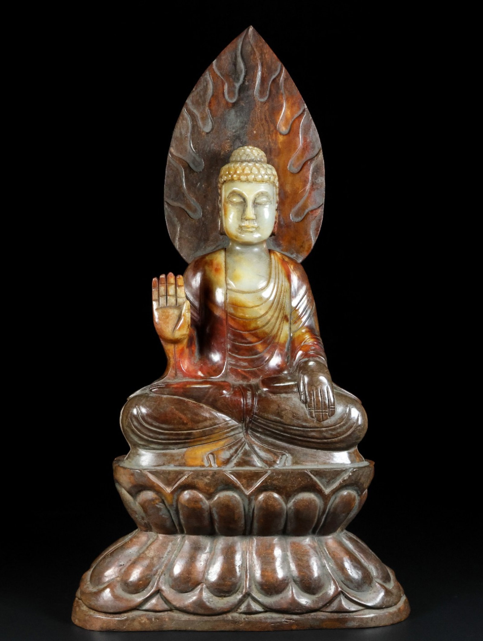 An Archaic Gaogu yu Buddha Statue Ornament: An Archaic Gaogu yu Buddha Statue Ornament,Ancient Time, China, Size:9.4inx3.9inx16.1in, Weight:6650g, 高古玉佛像摆件,中国远古时