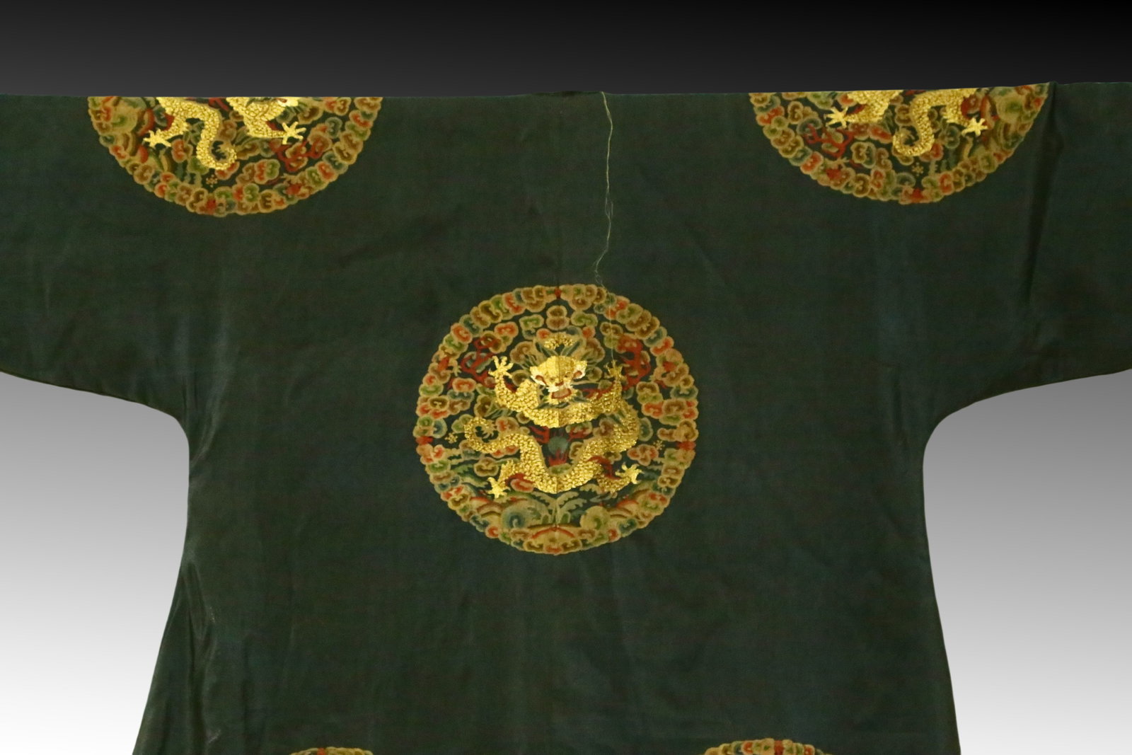 An Exquisite Kesi Imperial Robe - 13