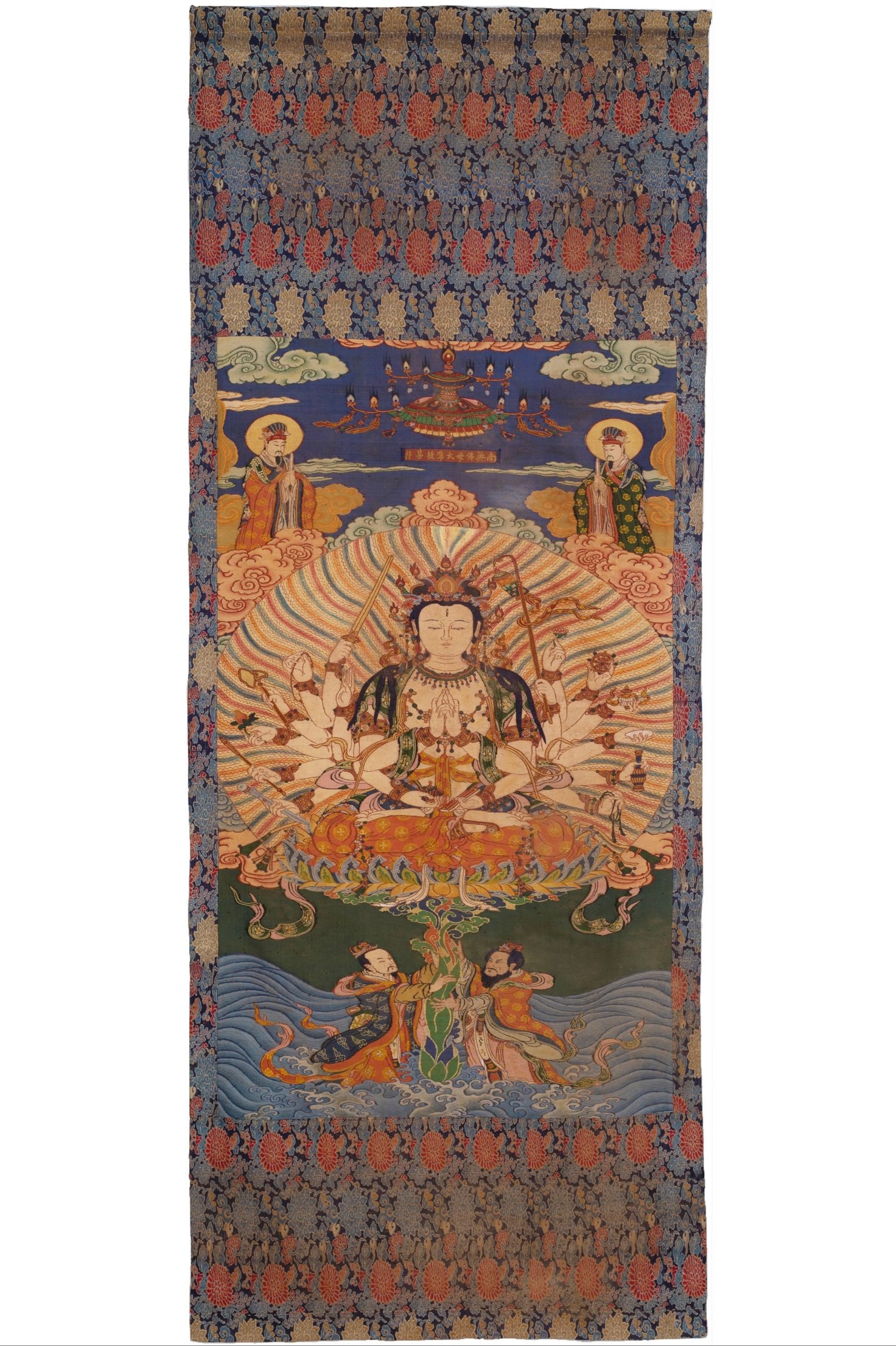 An exquisite kesi Bodhisattva thangka: An exquisite kesi silk Bodhisattva thangka, Qing Dynasty, China. Kesi craftsmanship is an ancient and fine handicraft with a long history and unique skills in China. This technique is usually used on 