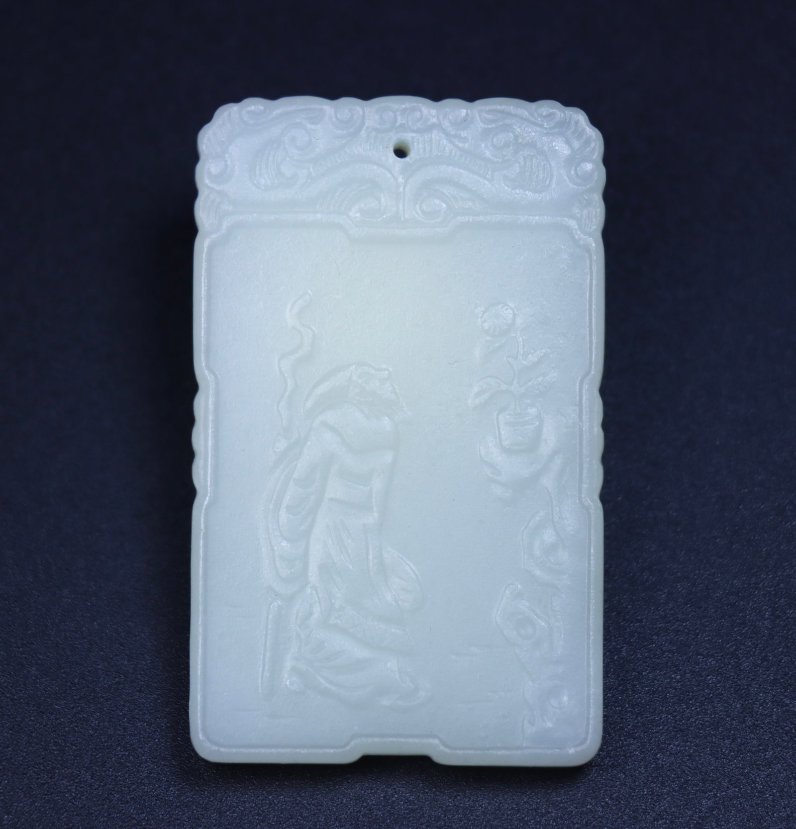 An Exquisite White Jade Figure Pattern Pendant,with Poem: An Exquisite White Jade Figure Pattern Pendant,with Poem,Qing Dynasty,China,Size:2.4inx1.4inx0.3in,Weight:41g 白玉人物纹挂件,带诗文,中