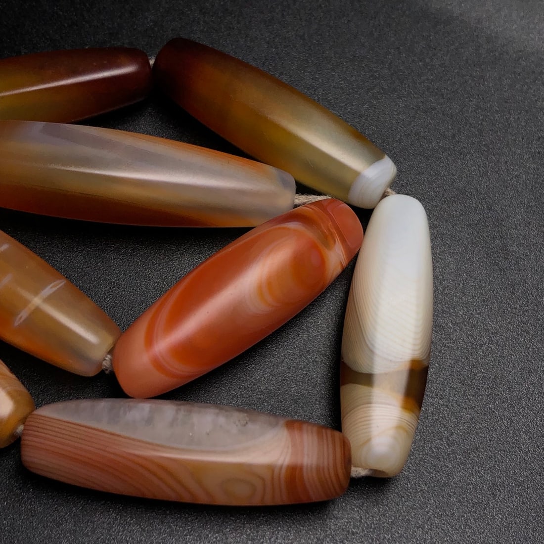 A Precious Agate Bracelets - 8