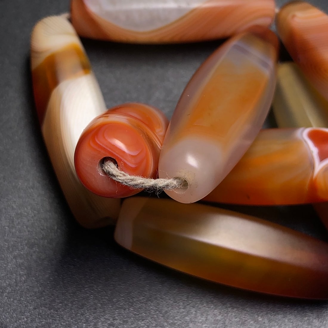 A Precious Agate Bracelets - 9