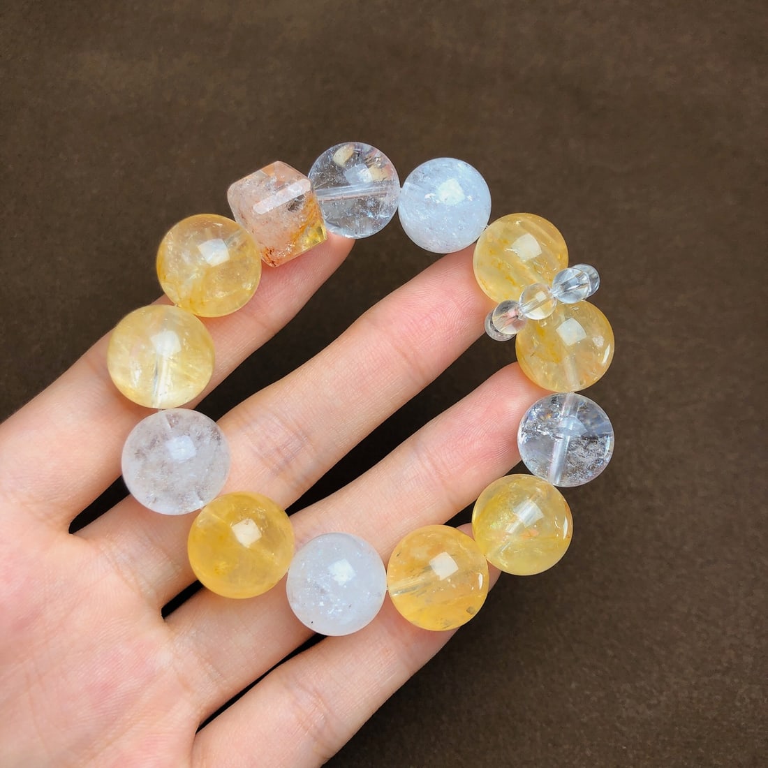 An Exquisite Crystal Bracelets: An Exquisite Crystal Bracelets,Size:0.6in,Weight:56.3g 水晶手串