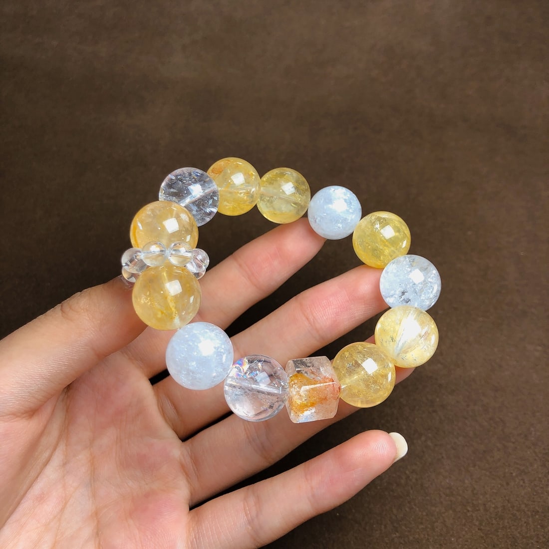An Exquisite Crystal Bracelets - 4
