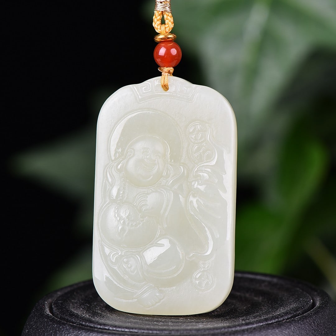 An Exquisite White Jade Statue of Maitreya Buddha Pendant: An Exquisite White Jade Statue of Maitreya Buddha Pendant,Size:1.2inx2in 白玉弥勒佛像挂件