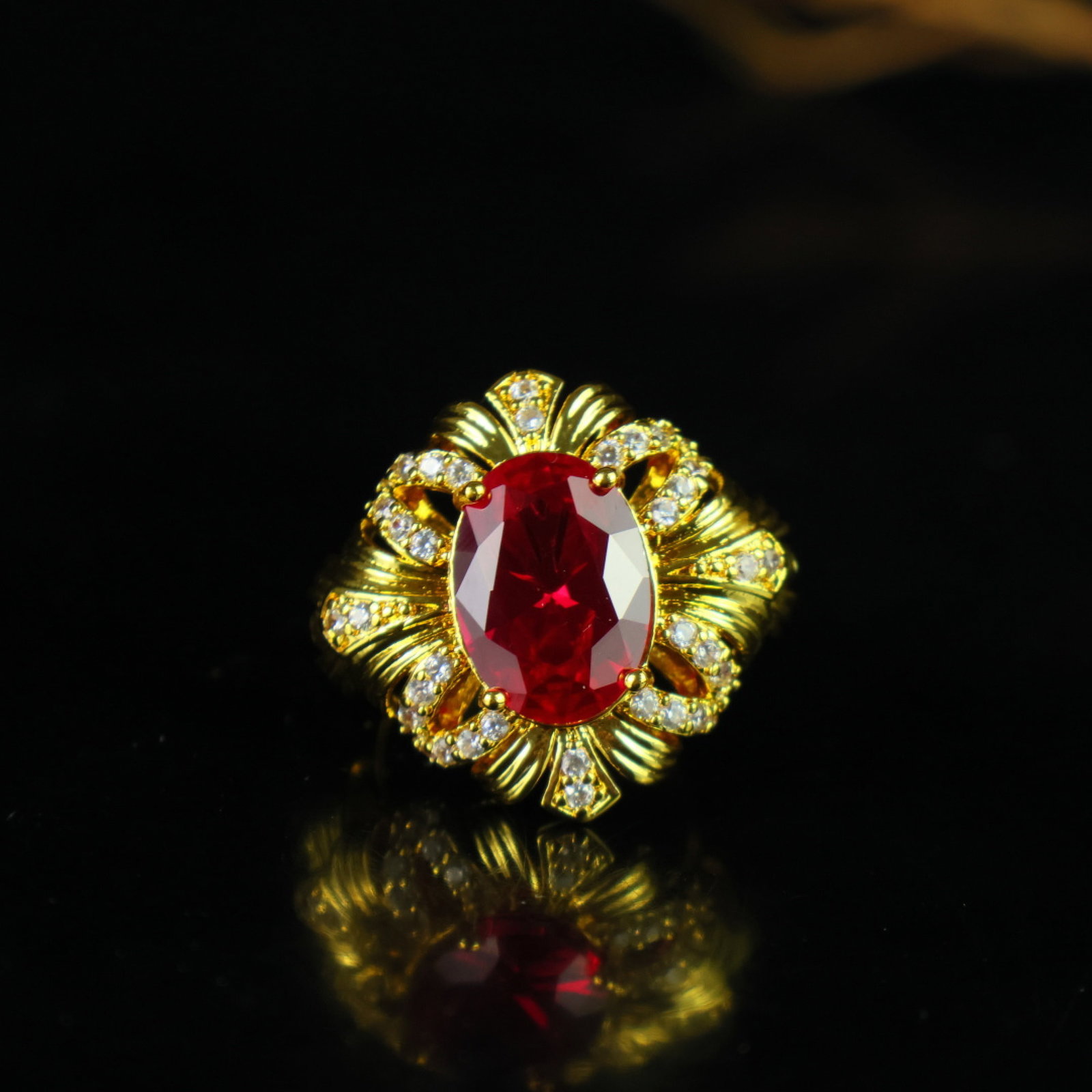 An Exquisite Ring (1 of 8)