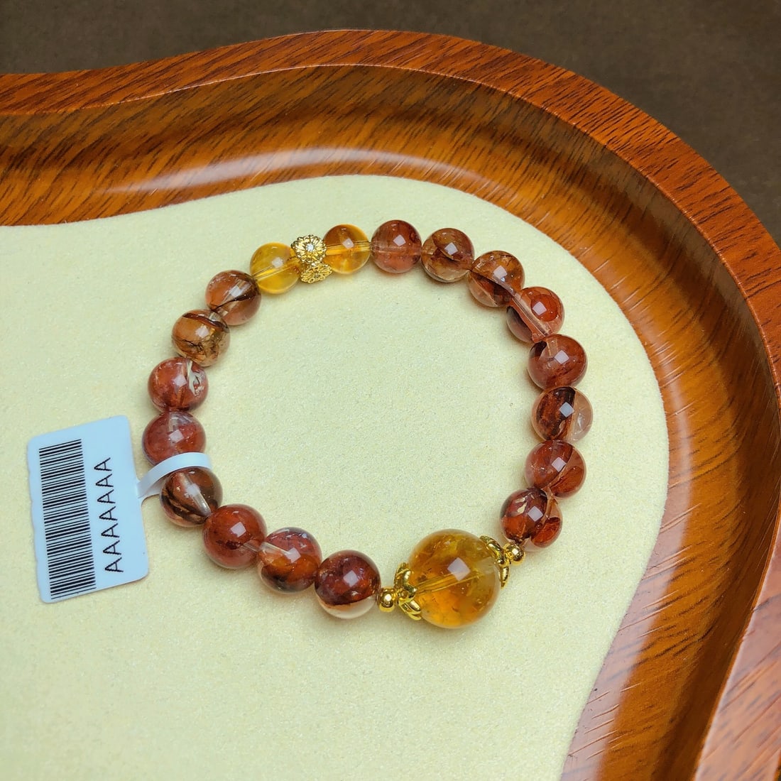 An Exquisite Crystal Bracelet: An Exquisite Crystal Bracelet,Size:0.3in,0.5in,Weight:19.6g 水晶手串
