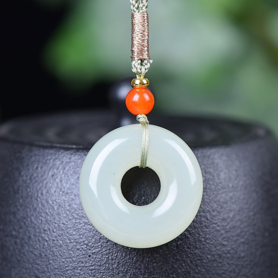 An Exquisite White Jade Pendant - 2