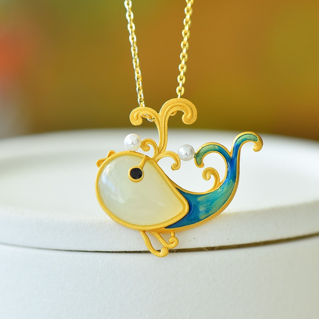 An Exquisite Sterling Silver-Gold Plated Inlaid White Jade Pendant,Inlaid Pearl: An Exquisite Sterling Silver-Gold Plated Inlaid White Jade Pendant,Inlaid Pearl 纯银镀金镶白玉吊坠,嵌珍珠