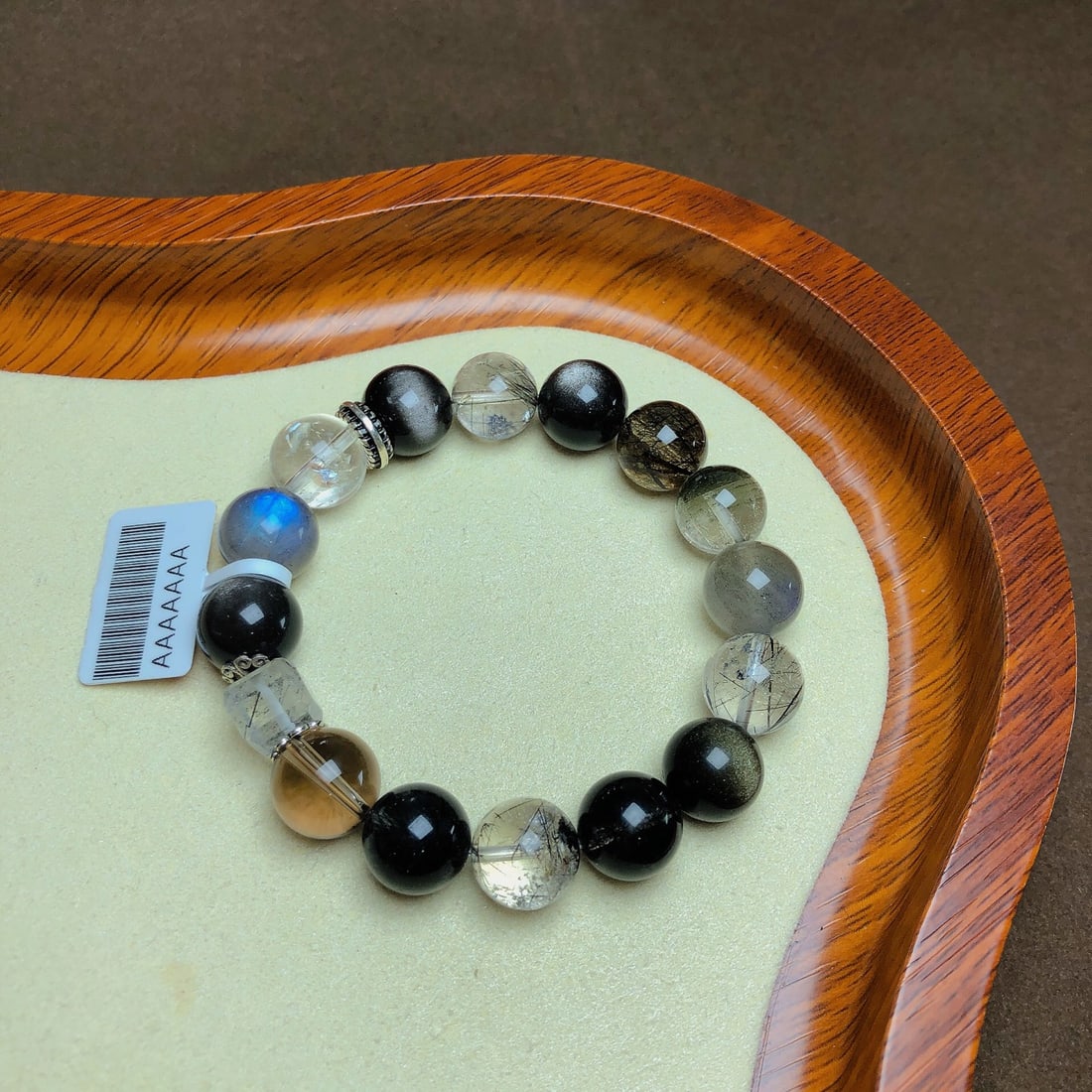 An Exquisite Crystal Bracelet: An Exquisite Crystal Bracelet,Size:0.5in,Weight:41.6g 水晶手串