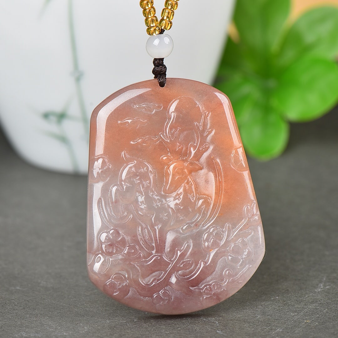 An Exquisite Red Jade Deer Pattern Pendant: An Exquisite Red Jade Deer Pattern Pendant,Size:1.5inx2in 红玉鹿纹挂件