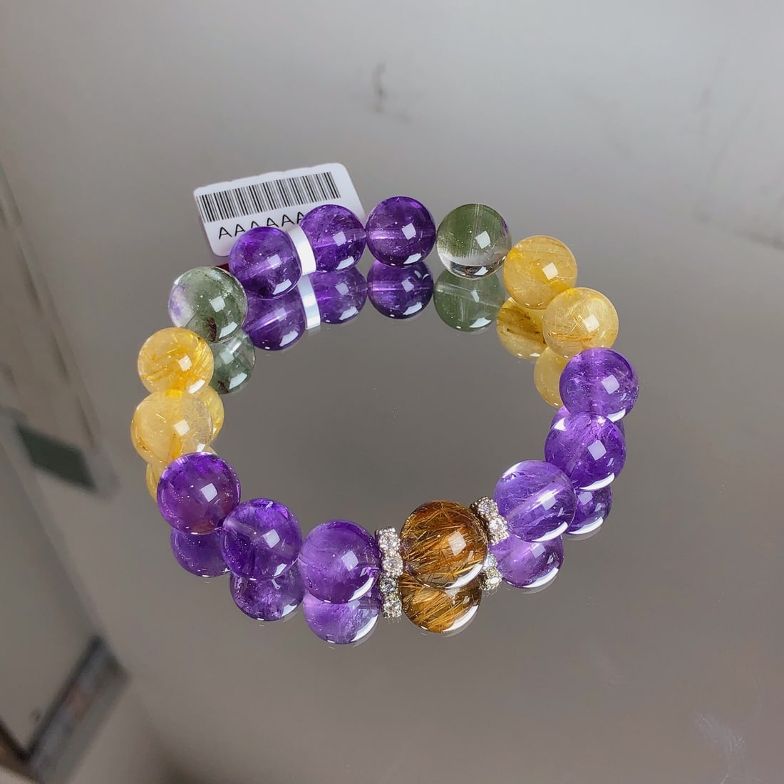 An Exquisite Crystal Bracelet - 2