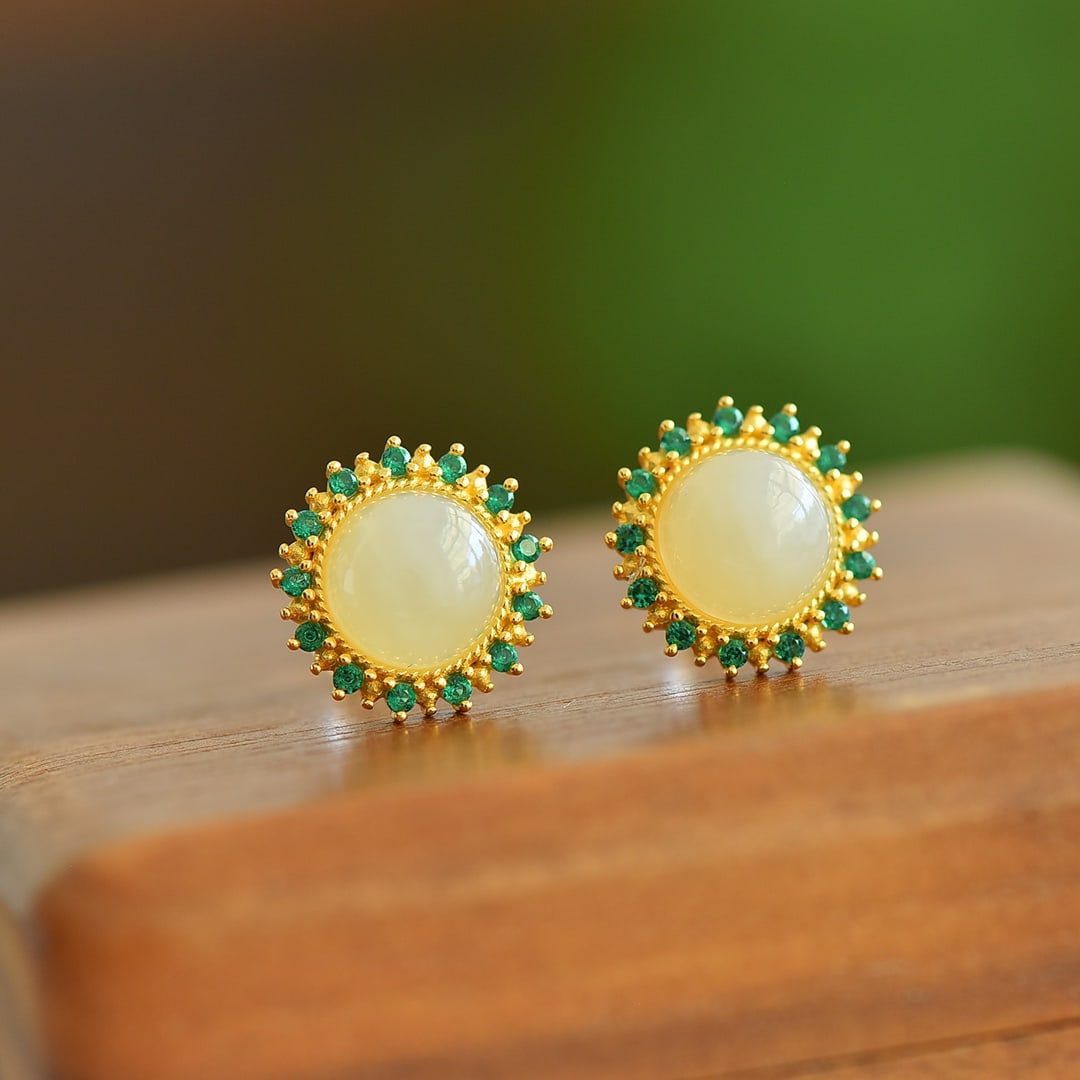 A Pair of Exquisite Sterling Silver-Gold Plated Inlaid White Jade Earrings: A Pair of Exquisite Sterling Silver-Gold Plated Inlaid White Jade Earrings, 一对纯银镀金镶白玉耳钉