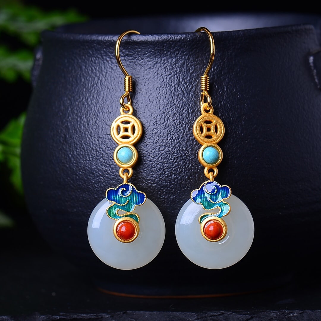 A Set of Fine Sterling Silver-Gold Plated Inlaid White Jade Jewelrys: A Set of Fine Sterling Silver-Gold Plated Inlaid White Jade Jewelrys,Size:(Earrings)0.6inx0.6in,(Pendant)0.7inx0.7in,(Ring)0.6inx0.6in,(Bracelet)0.3inx0.3in
