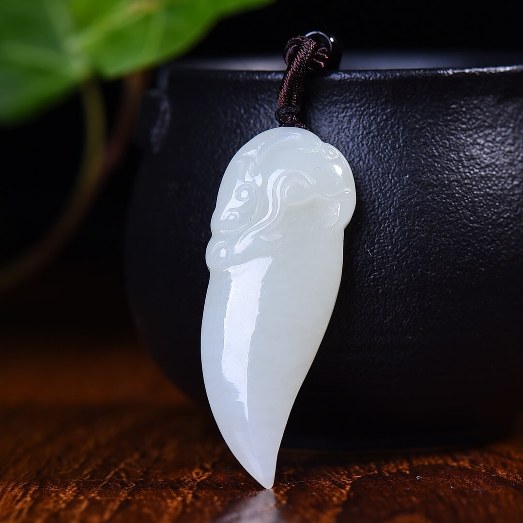 An Exquisite White Jade Pendant: An Exquisite White Jade Pendant,Size:0.7inx1.8in 白玉挂件
