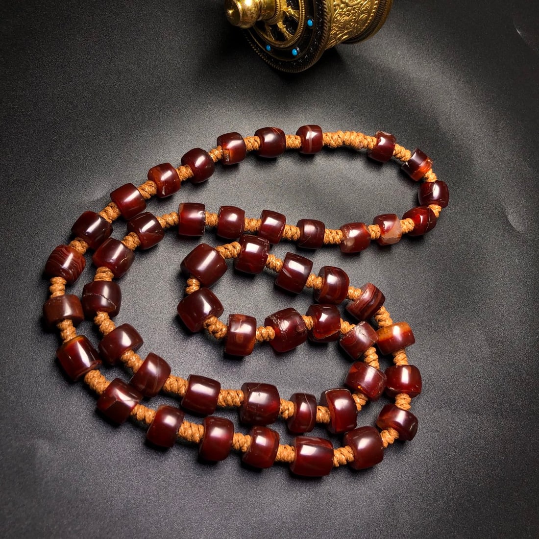 A Precious Agate Necklace - 3