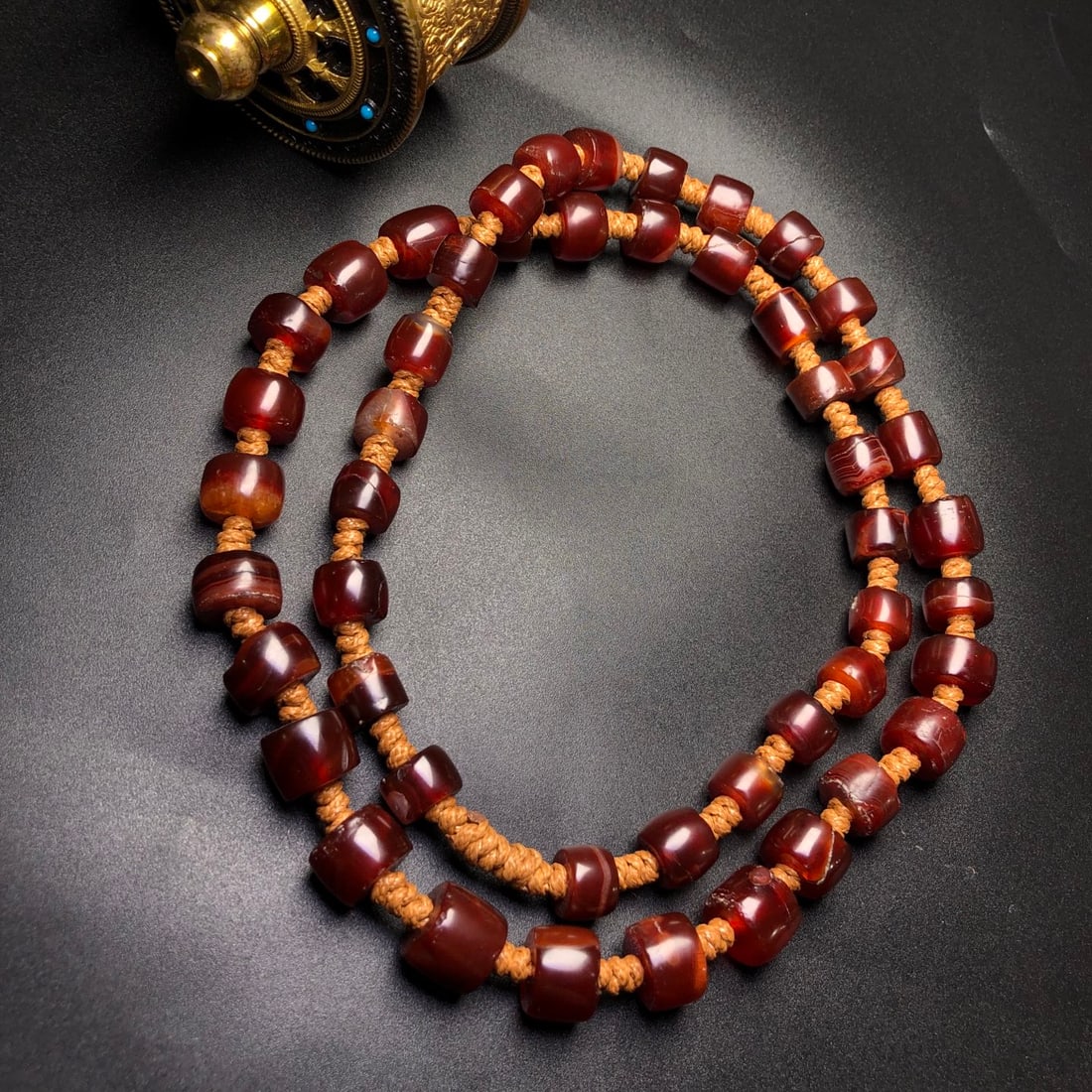 A Precious Agate Necklace - 5