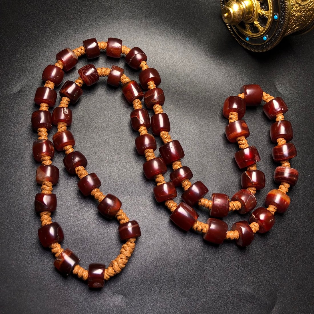 A Precious Agate Necklace - 6