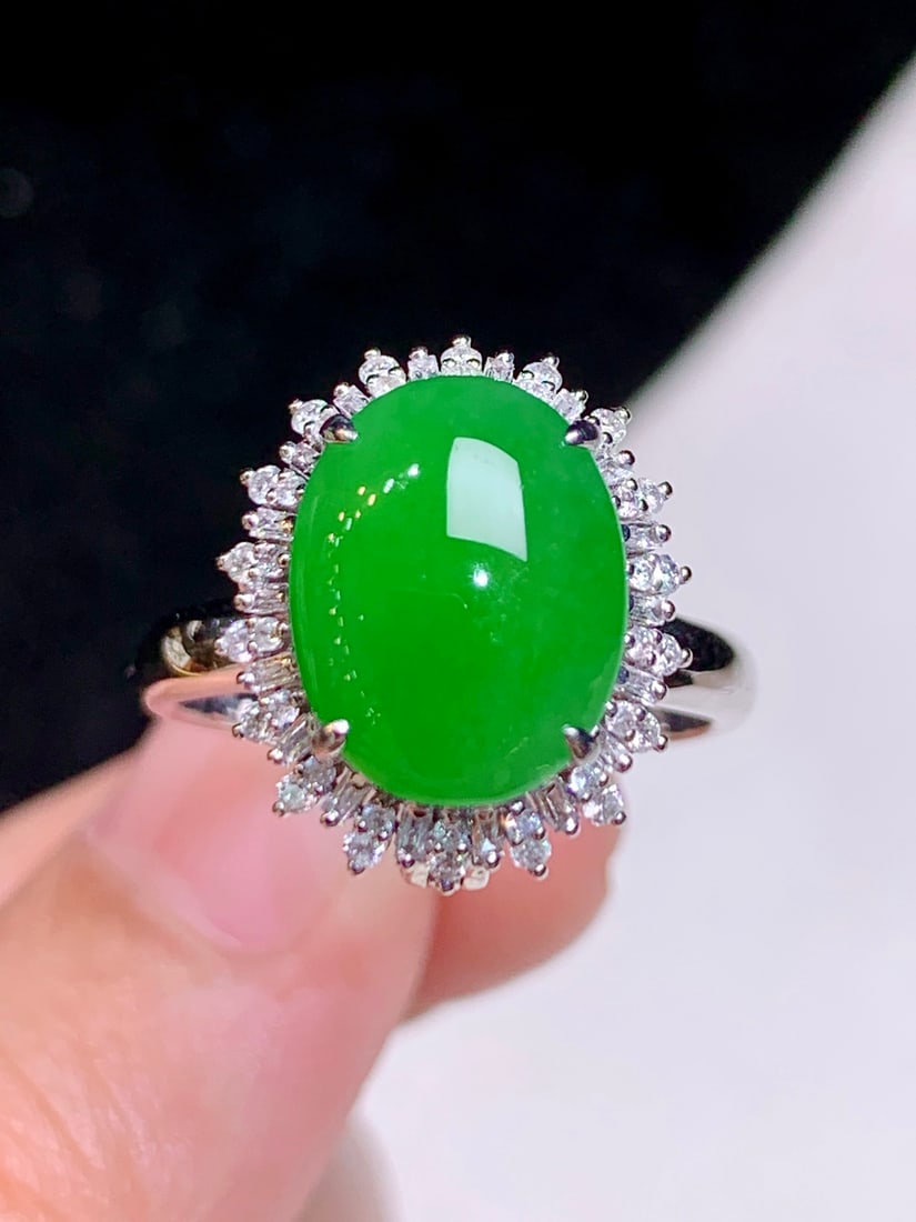 An Exquisite 18k Gold Diamond Inlaid Jadeite Ring& Pendant Dual-Purpose: An Exquisite 18k Gold Diamond Inlaid Jadeite Ring& Pendant Dual-Purpose,Size(Loose Stone):0.5inx0.4inx0.1in #15 18k金钻镶嵌翡翠戒指&吊坠