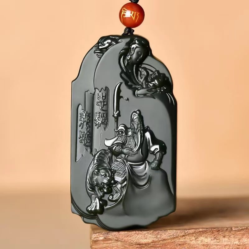 An Exquisite Cyan jade Statue of Guangong Pendant: An Exquisite Cyan jade Statue of Guangong Pendant 青玉关公像挂件