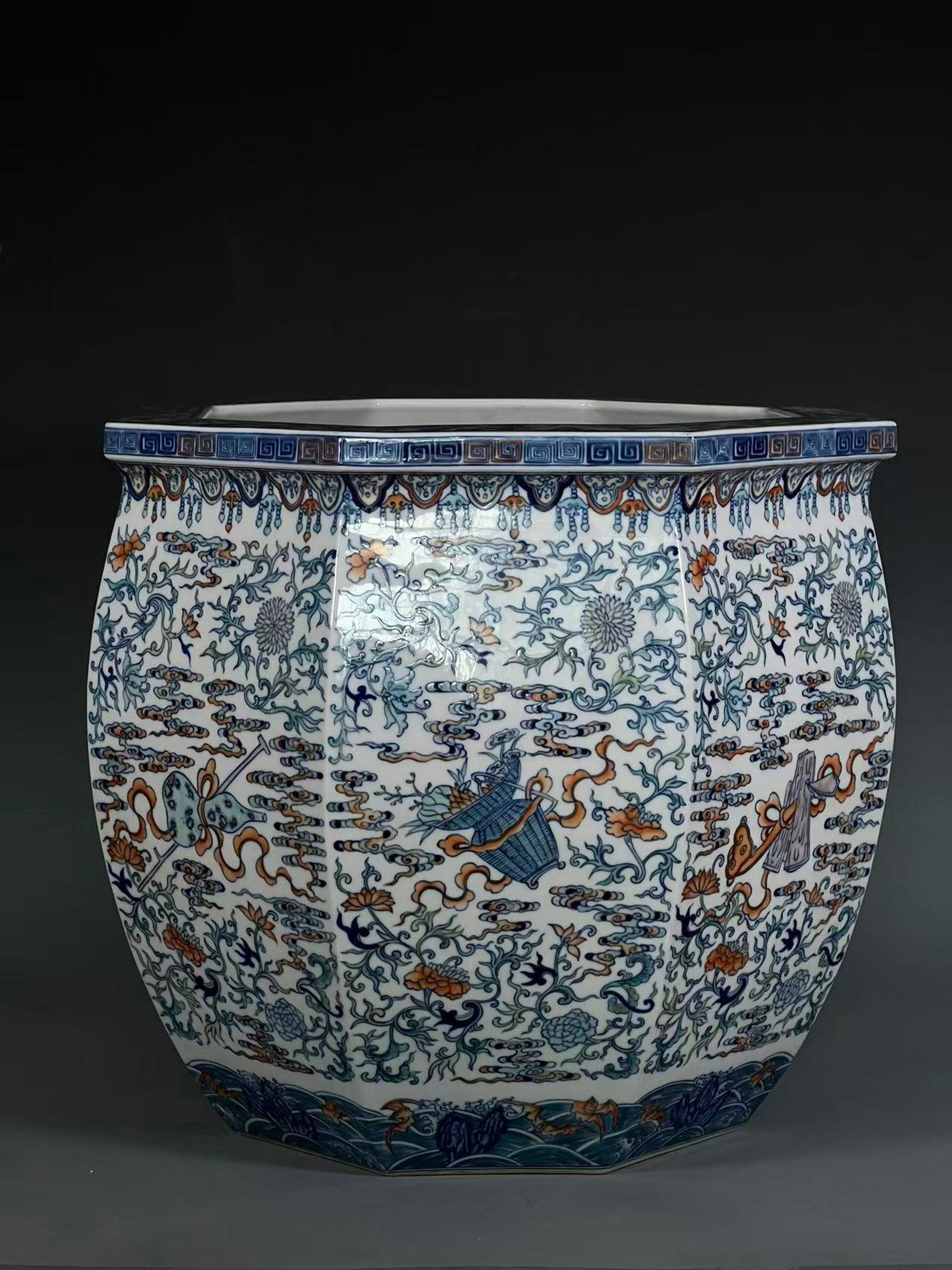 A Rare Doucai Flower Pattern Vase: A Rare Doucai Flower Pattern Vase,Qing Dynasty,China,Yongzheng Six-character Mark,Size:14.2inx15in 斗彩花卉纹瓶,中国清代,雍正