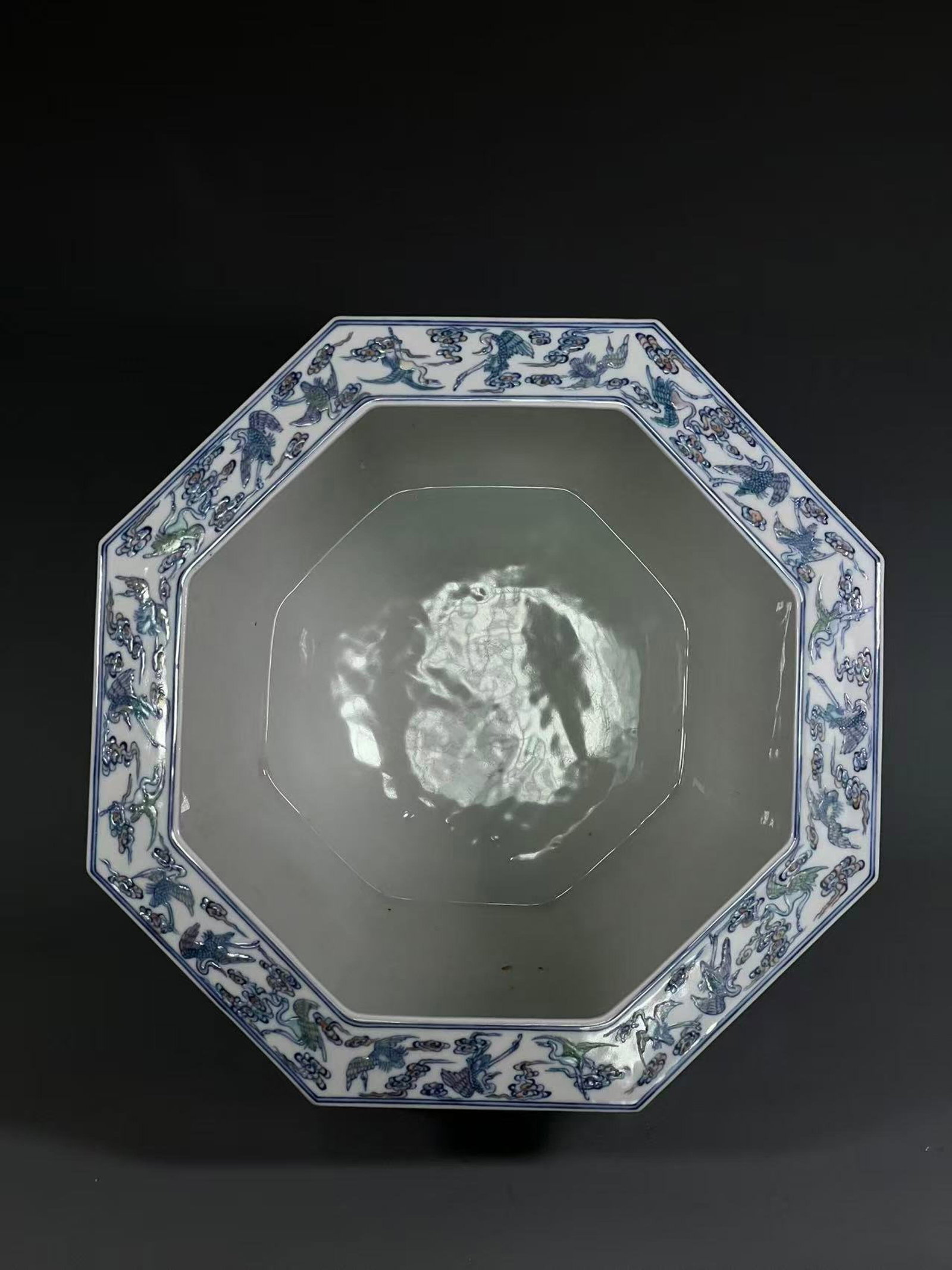A Rare Doucai Flower Pattern Vase - 7