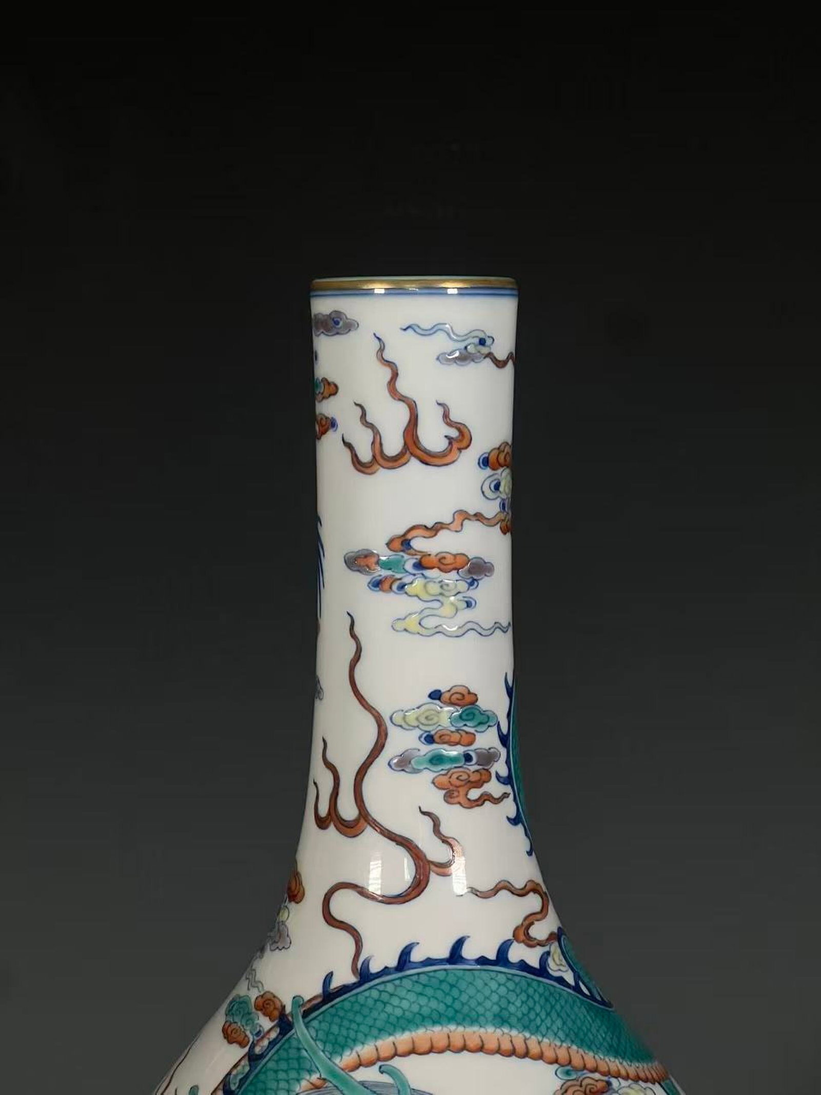 A Rare Doucai Auspicious Cloud and Dragon Pattern Vase - 6