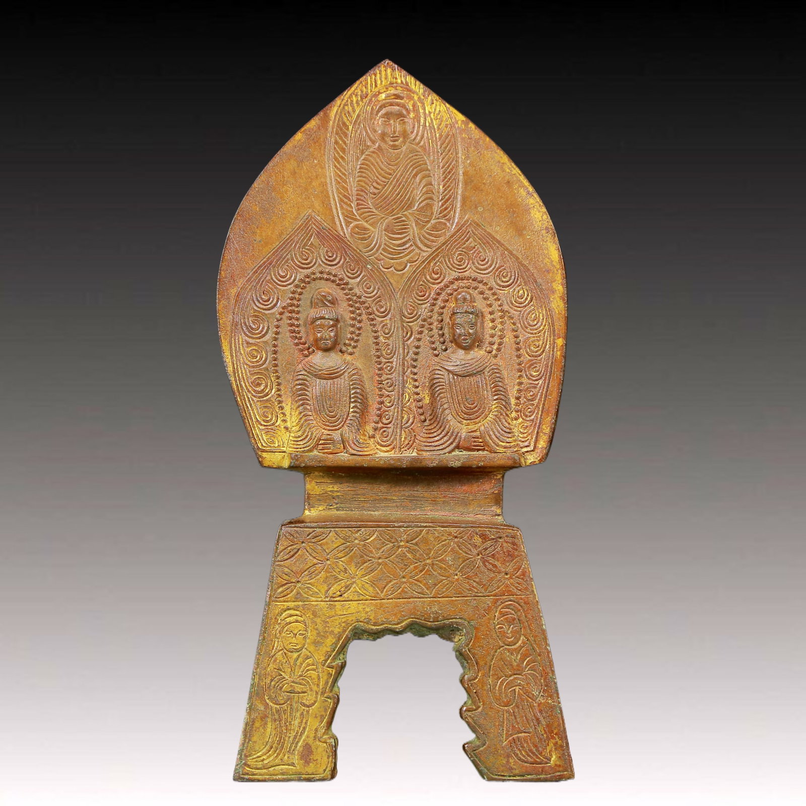 A Solemn Gilt Bronze Statue of Bodhisattva: A Solemn Gilt Bronze Statue of Bodhisattva ,N.Wei , China,Size: 3.5inx2.4inx7.5in,Weight:800g 铜鎏金菩萨像，北魏时期