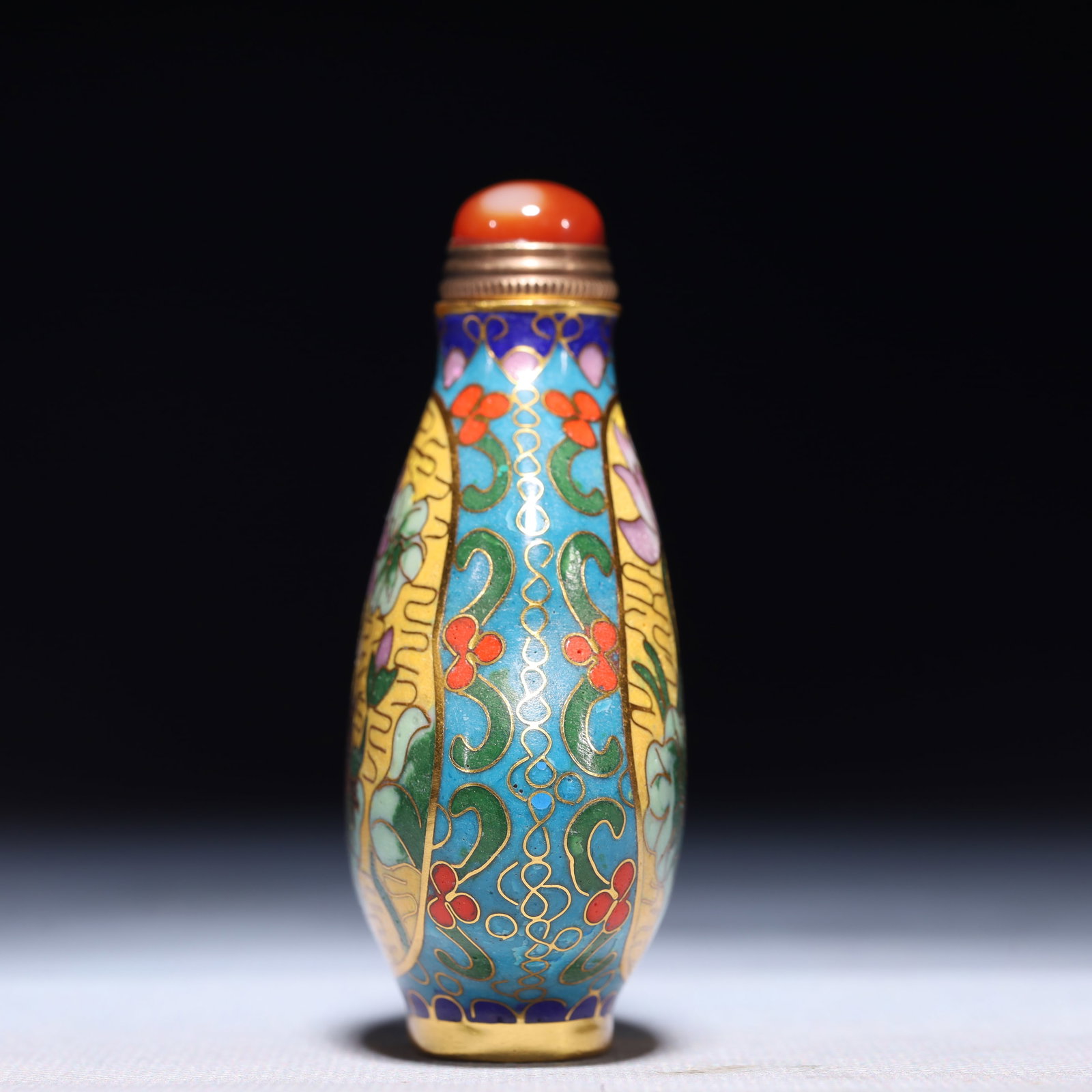 An Exquisite Cloisonne Lotus Pattern Snuff Bottle - 3