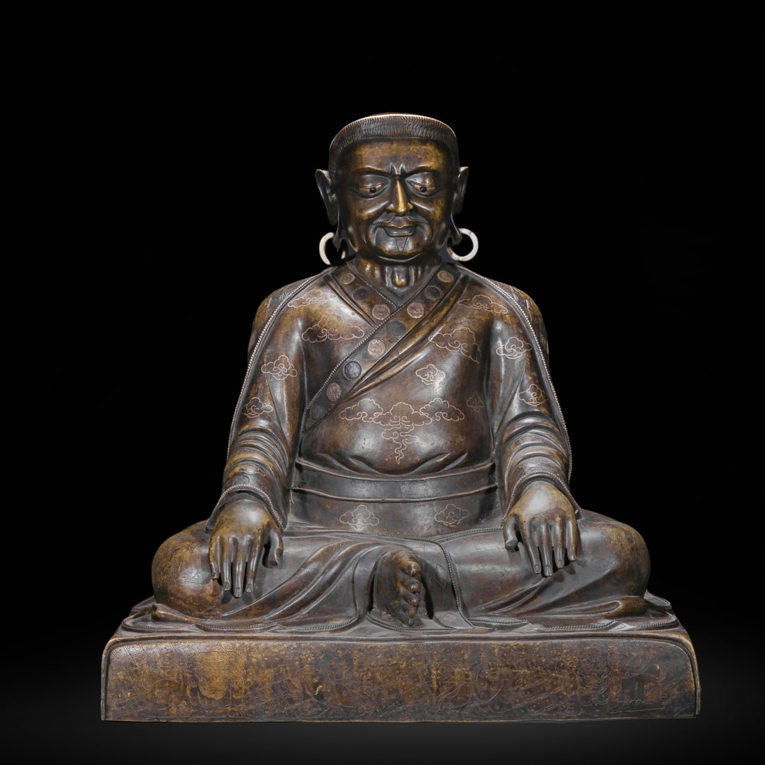 A Solemn Alloy Copper Inlaid Silver Auspicious Cloud Pattern Figure Ornament: A Solemn Alloy Copper Inlaid Silver Auspicious Cloud Pattern Figure Ornament,Ming Dynasty,China,Size:20.9inx13inx22in,Weight:33200g 合金铜嵌银祥云纹