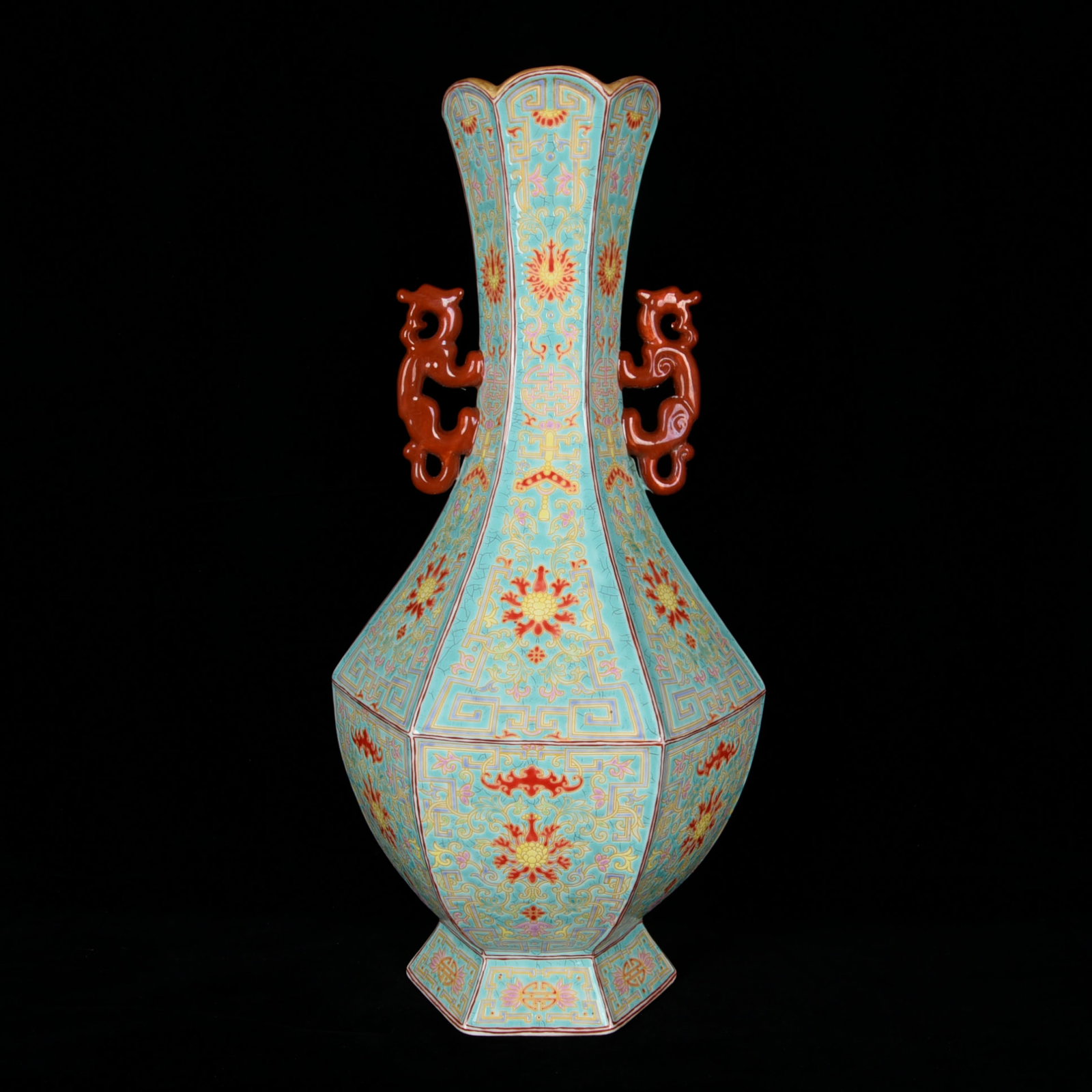 A Huge Enamel Painted Gold Bats and Peach Pattern Double-Ears Vase: A Huge Enamel Painted Gold Bats and Peach Pattern Double-Ears Vase,Qing Dynasty,China,Yongzheng Six-character Mark,Size:15.7inx7.9in