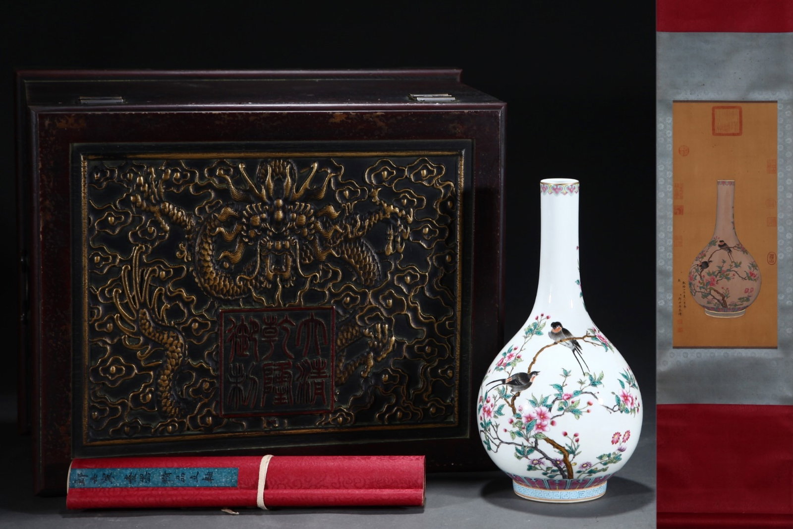 A Rare Famille-Rose Painted Gold Flower and Bird Pattern Vase,with poem,with Chinese Vertical Scroll: A Rare Famille-Rose Painted Gold Flower and Bird Pattern Vase,with poem,with Chinese Vertical Scroll Ink Painting on Silk,Qing Dynasty,China,Qianlong Six-character Mark,Size:(Without frame)24.4inx10.6