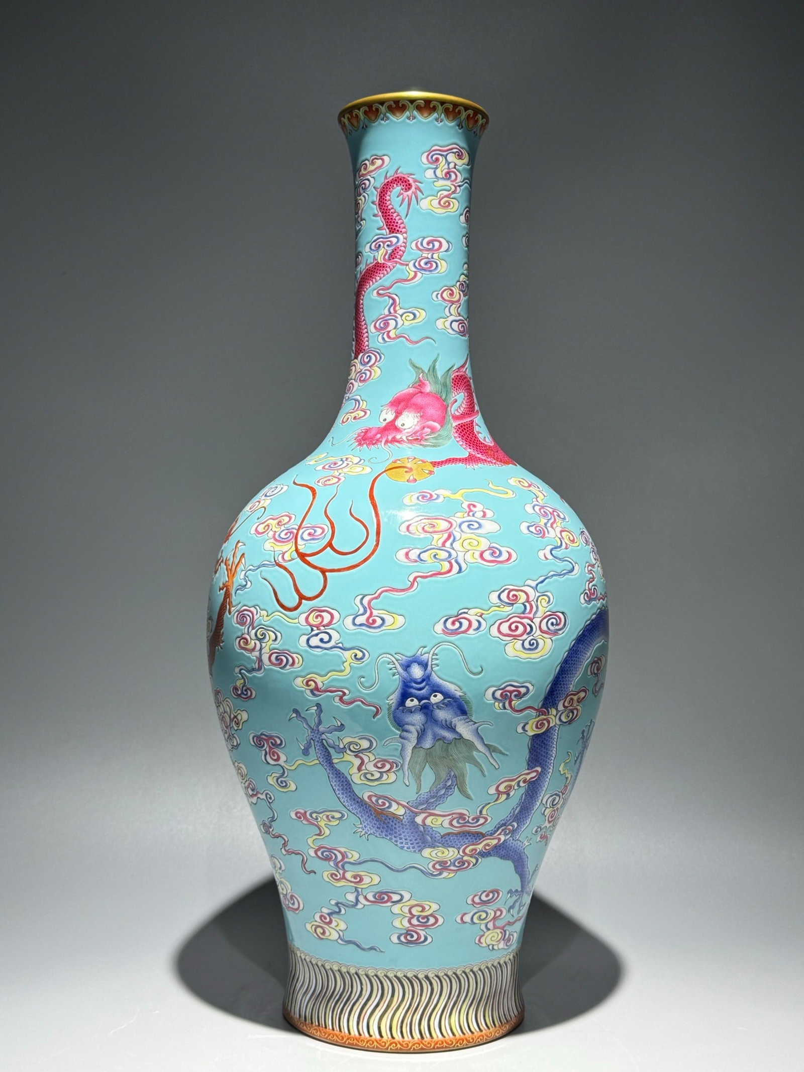 A Huge Turquoise Glazed Enamel Auspicious Cloud and Dragon Pattern Vase: A Huge Turquoise Glazed Enamel Auspicious Cloud and Dragon Pattern Vase,Qing Dynasty,China,Qianlong Four-character Mark,Size:18.1inx8.3in