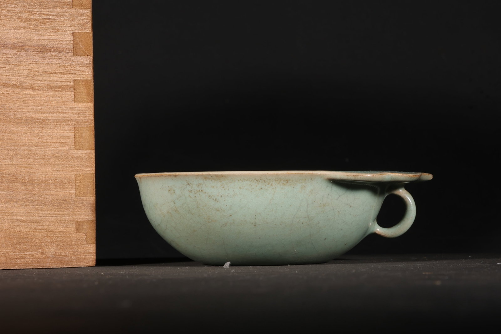 An Exquisite Ru yao Sky Blue Glazed Brush Washer: An Exquisite Ru yao Sky Blue Glazed Brush Washer,Song Dynasty,China,Size:1.3inx4.3in 汝窑天蓝釉笔洗,中国宋代