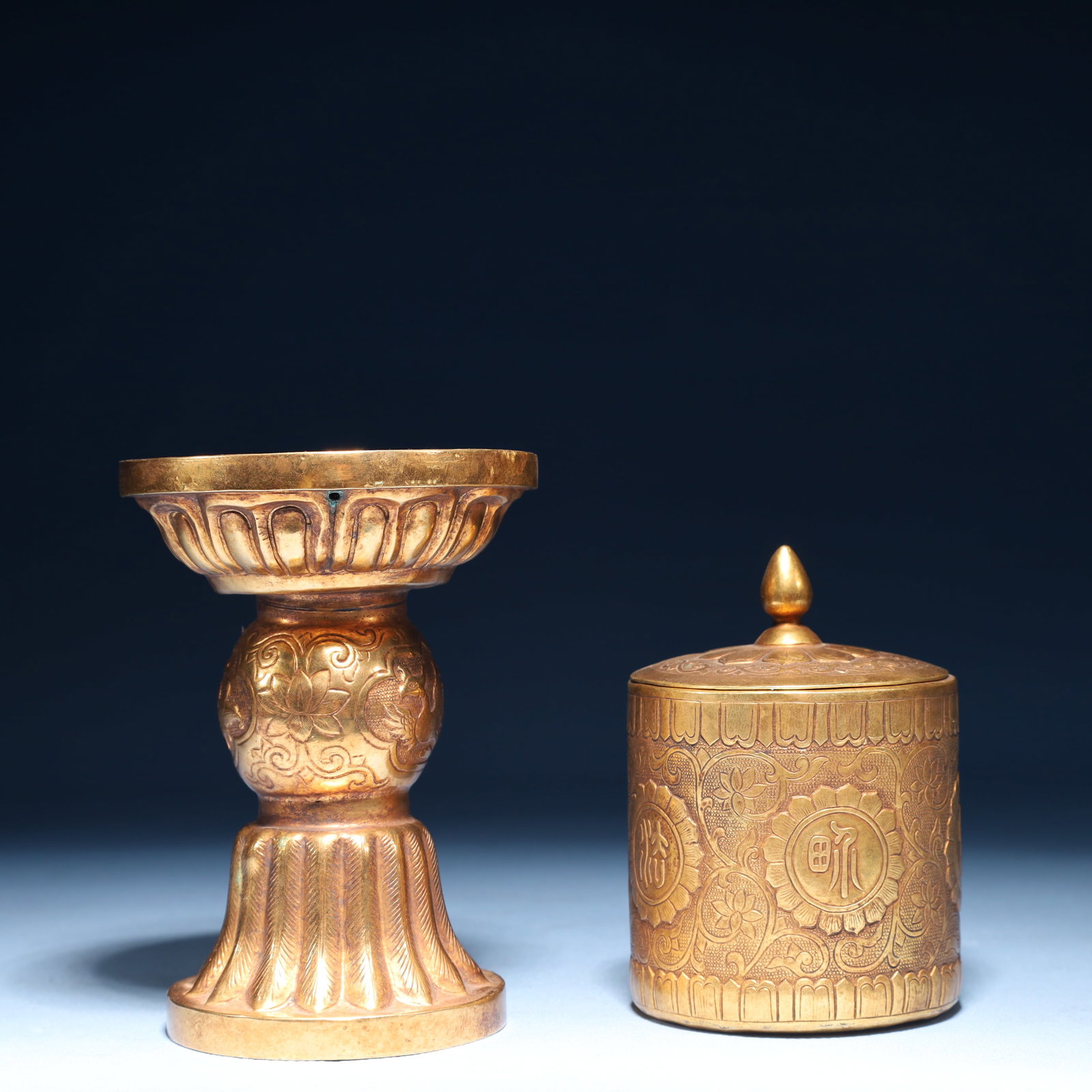 An Exquisite Gilt Bronze Lotus Pattern Stem Cup - 10