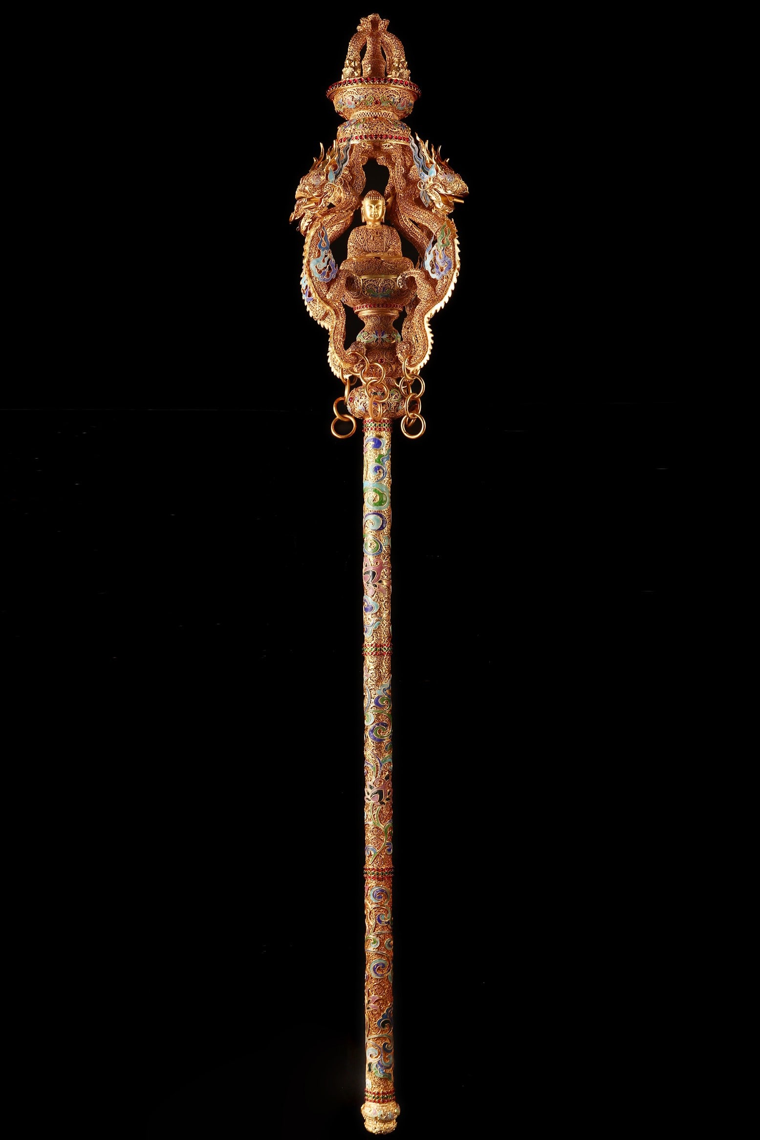 A Huge Flower silk gold-plated Buddha and Dragon Pattern Monk??s staff??Inlaid Gems: A Huge Flower silk gold-plated Buddha and Dragon Pattern Monk’s staff，Inlaid Gems，Qing Dynasty, China，Qianlong Four-character