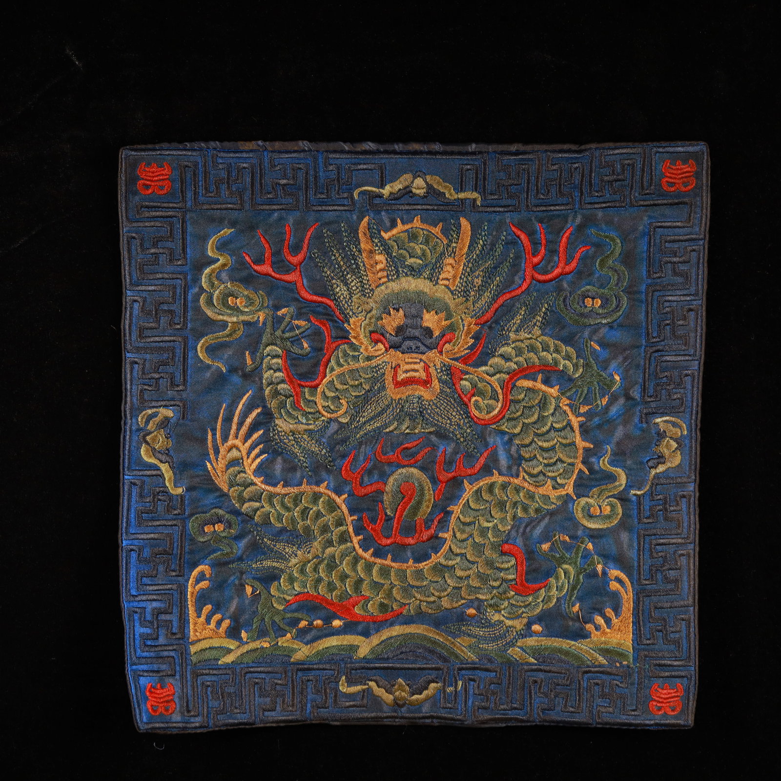 An Exquisite Embroidery Dragon Pattern Civil Official Rank Badges: An Exquisite Embroidery Dragon Pattern Civil Official Rank Badges,Qing Dynasty, China,Size:10.2inx10.2in 刺绣龙官补,中国清代