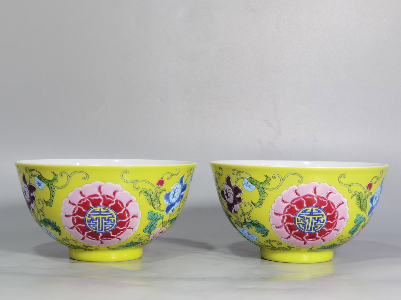 A Pair of Exquisite Yellow Ground Enamel Flower Pattern Bowls (1 of 9)