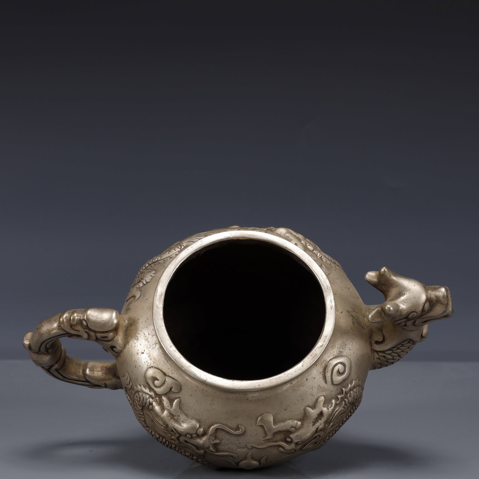 An Exquisite Silver-Plated Bronze Dragon Pattern Ewer - 11