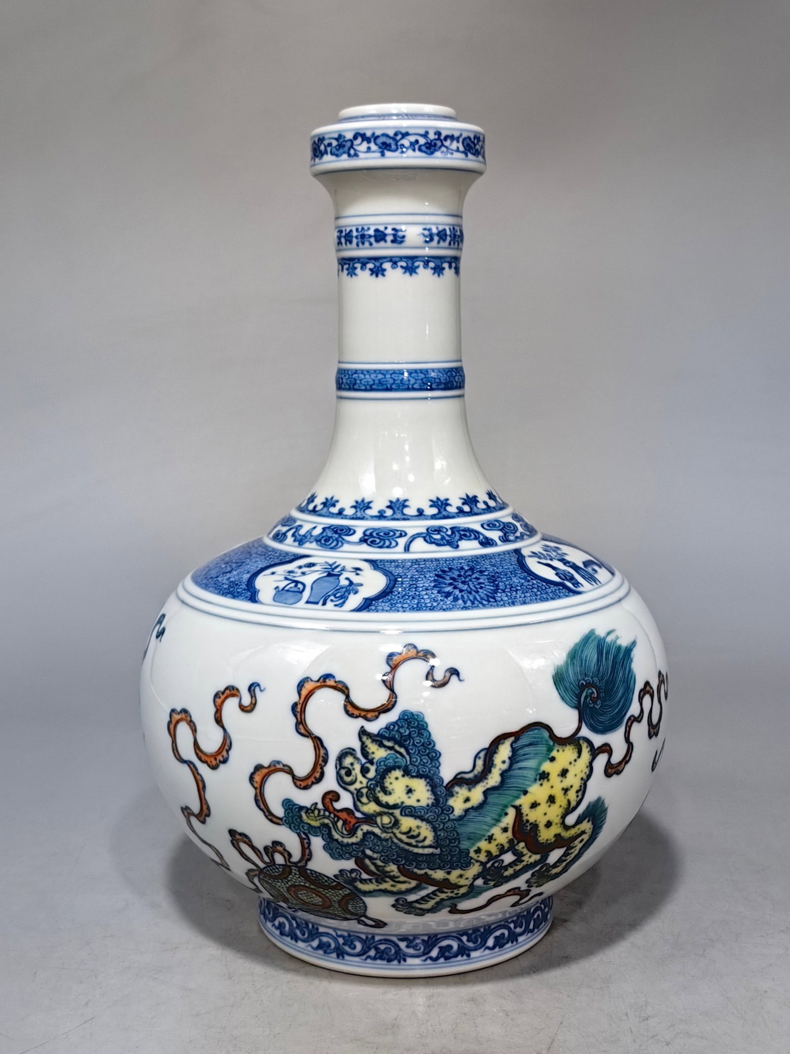 An Exquisite Doucai Lion Pattern Vase (1 of 9)