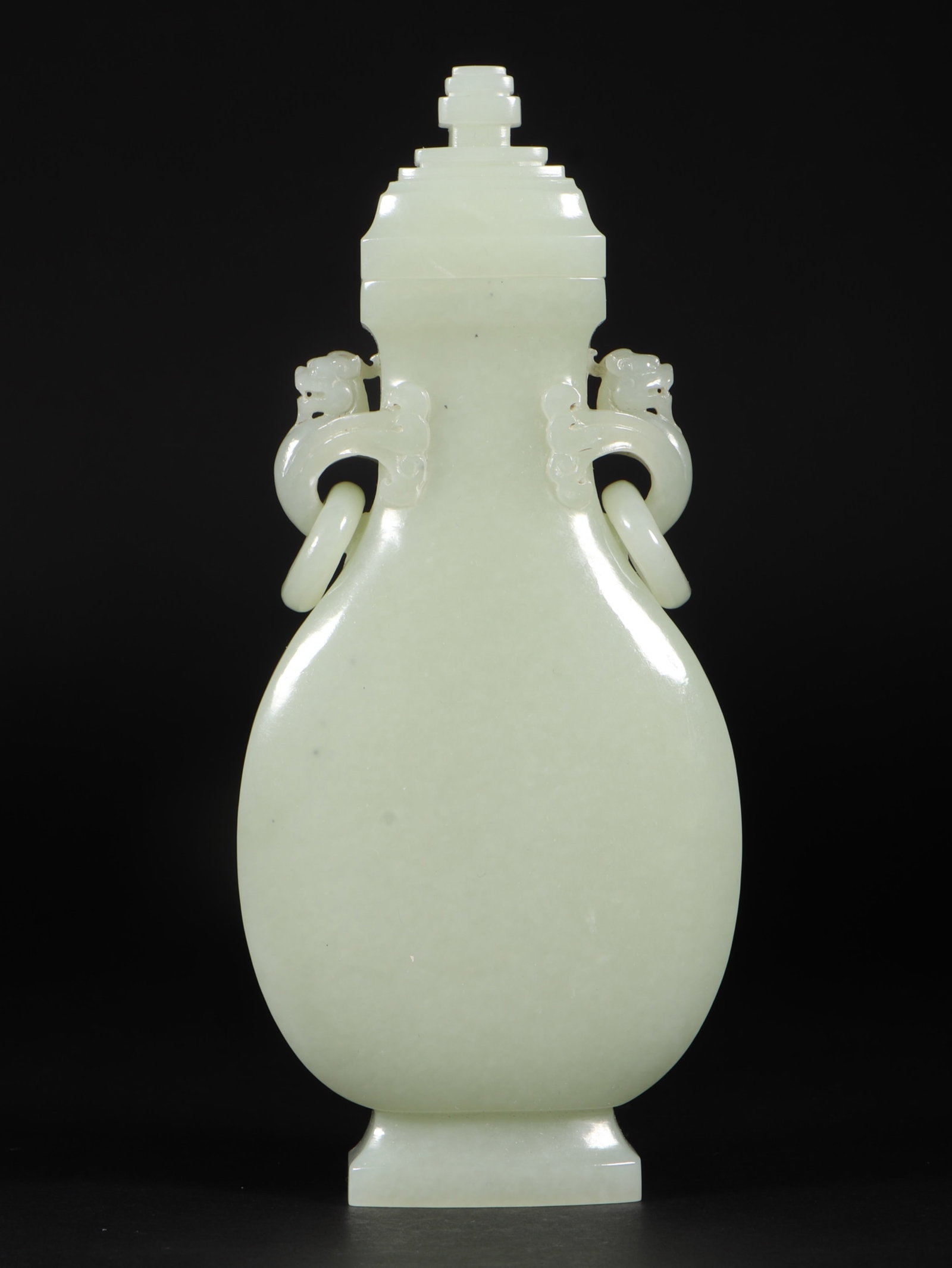 An Exquisite White Jade Double-Ears Bottle: An Exquisite White Jade Double-Ears Bottle,Qing Dynasty,China,Size:3.3inx1.5inx7.5in,Weight:354g 白玉双耳盖瓶,中国清代