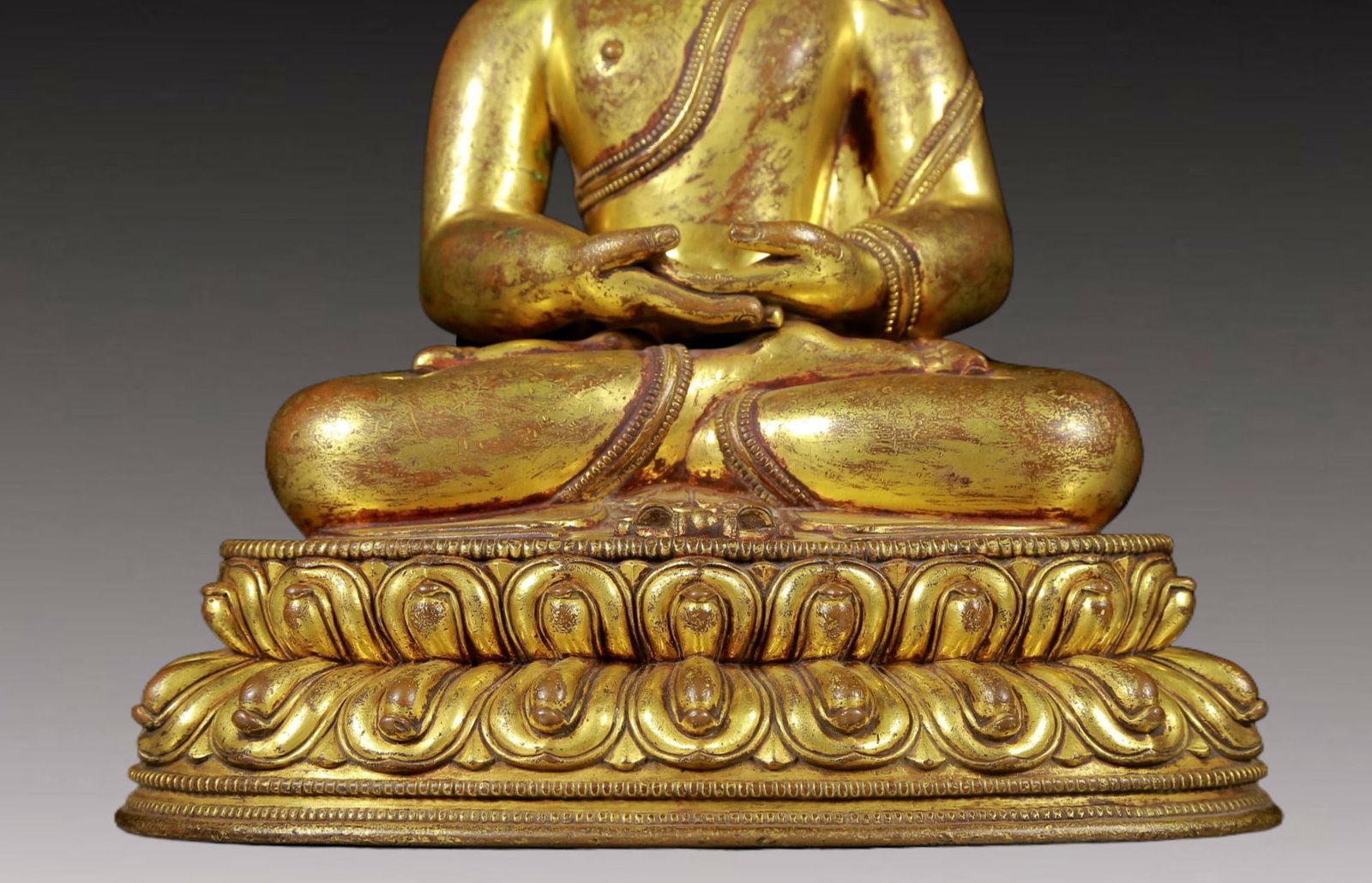 Three Brilliant Gilt-Bronze Figures Of Buddha - 4