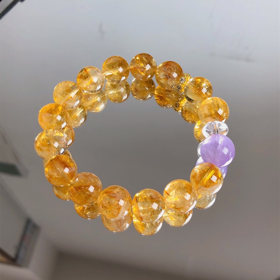 An Exquisite Crystal Bracelet - 2