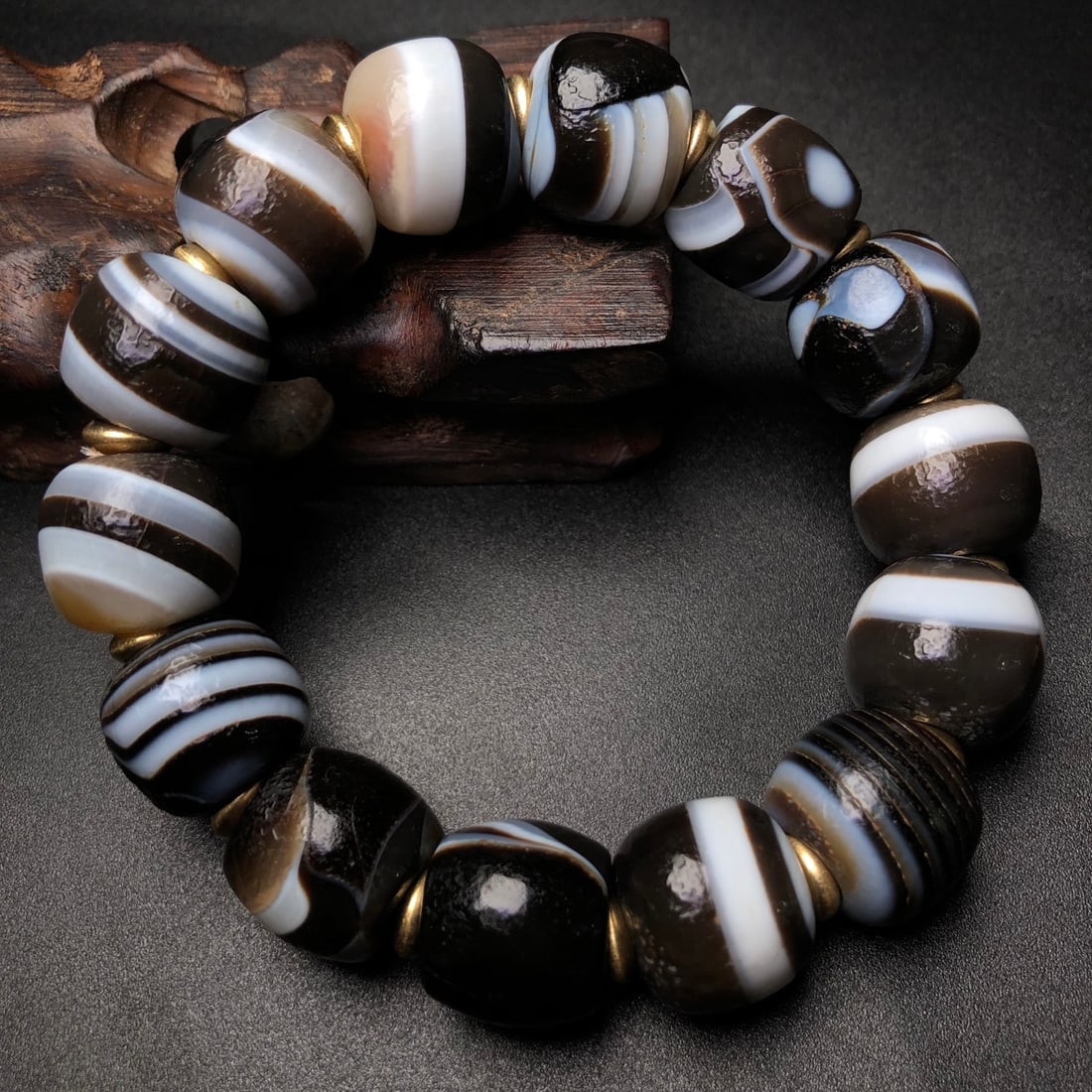 A Precious Agate Bracelets - 3