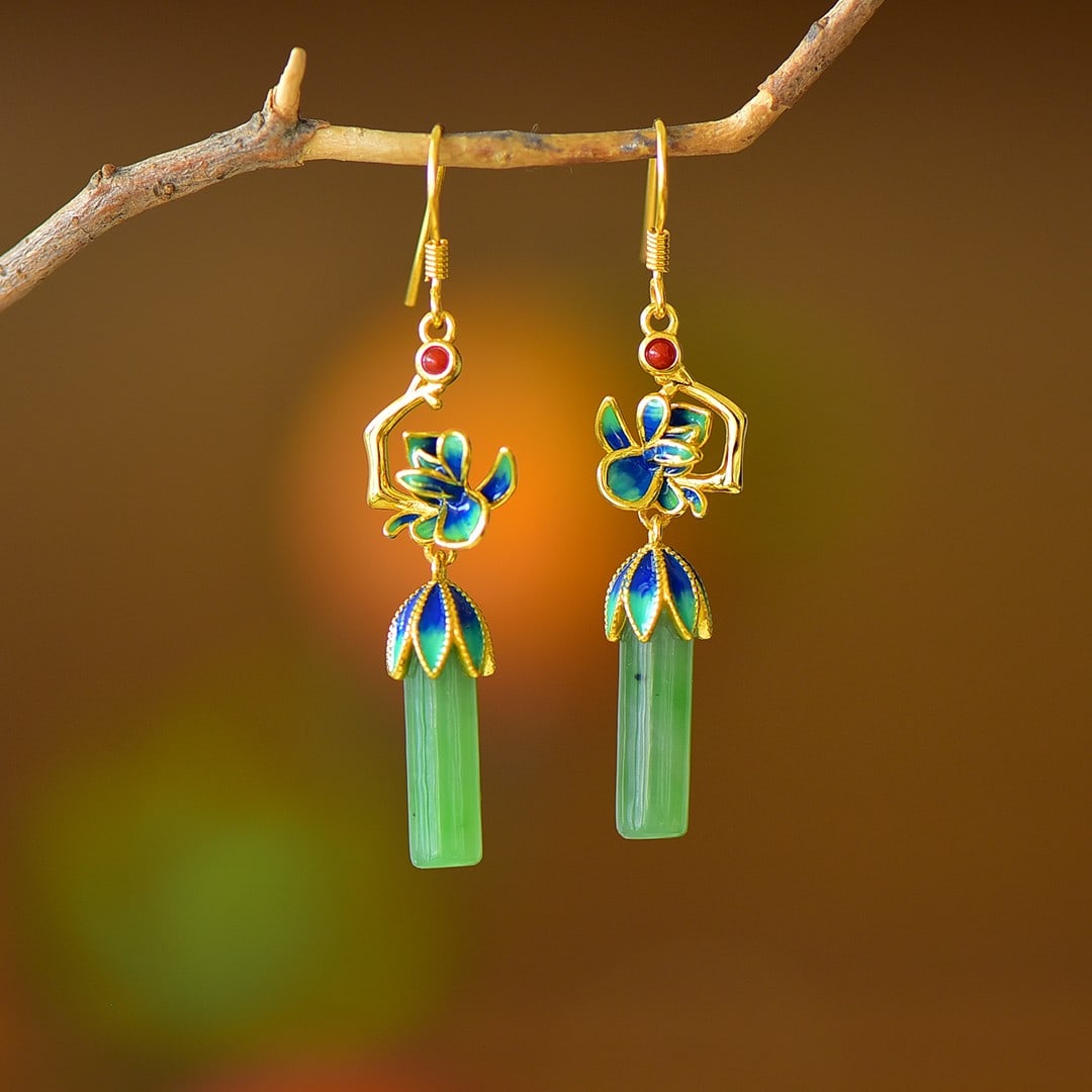 A Pair of Exquisite Sterling Silver-Gold Plated Inlaid Jasper Enamel Earrings (1 of 5)